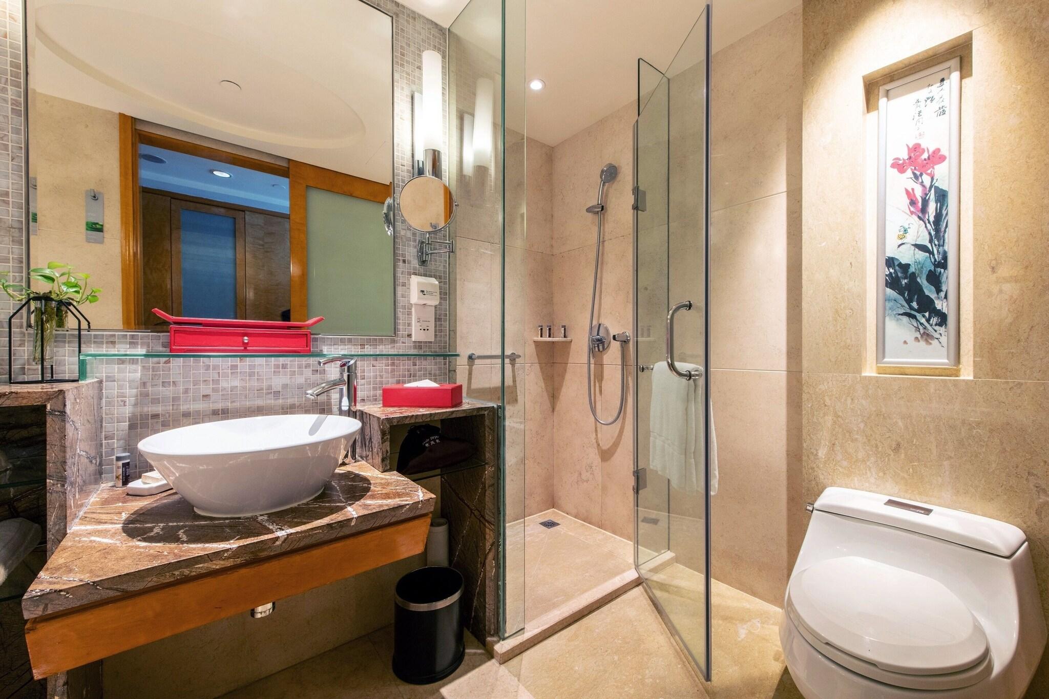 Double City View King Bed