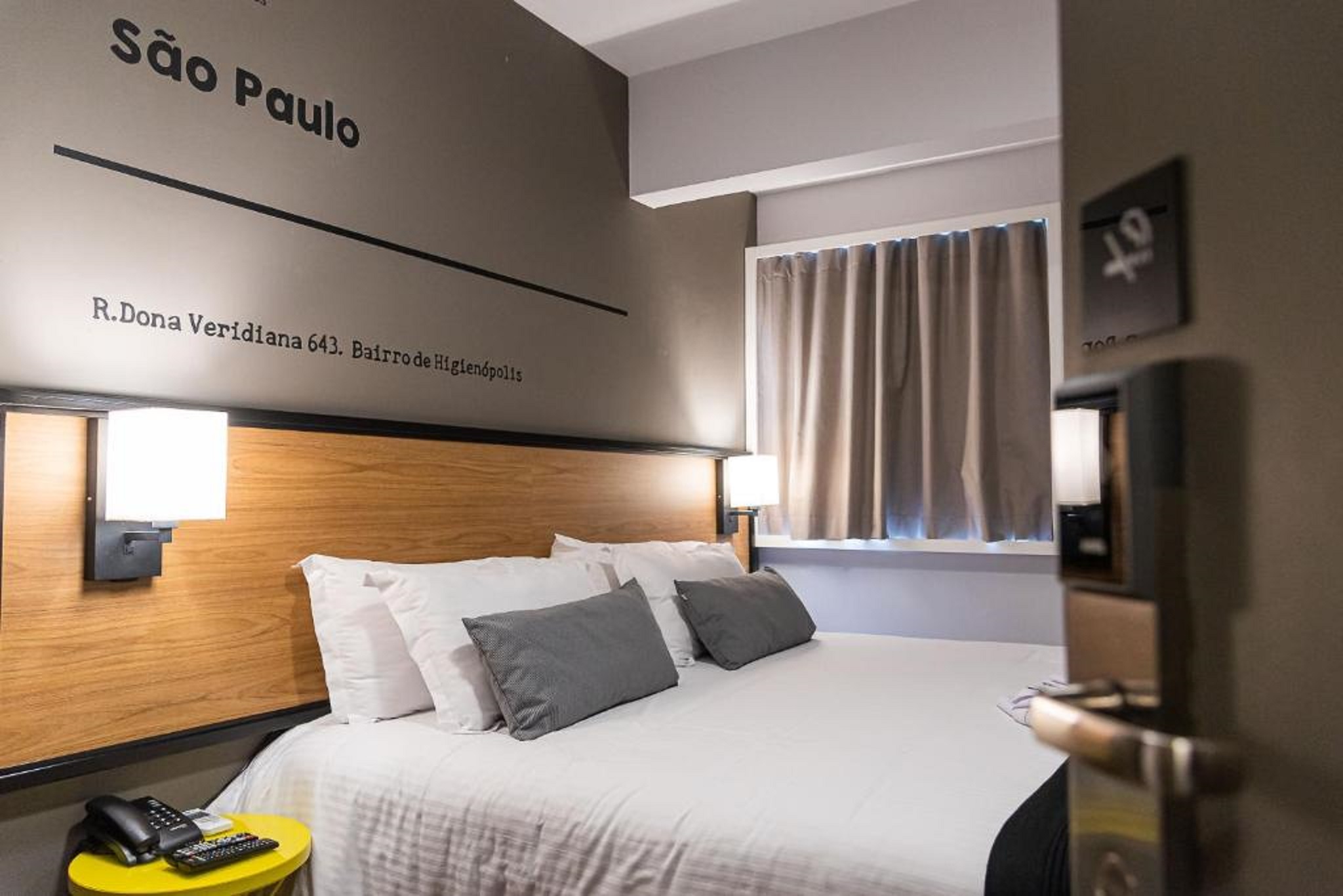 Single Superior King Bed