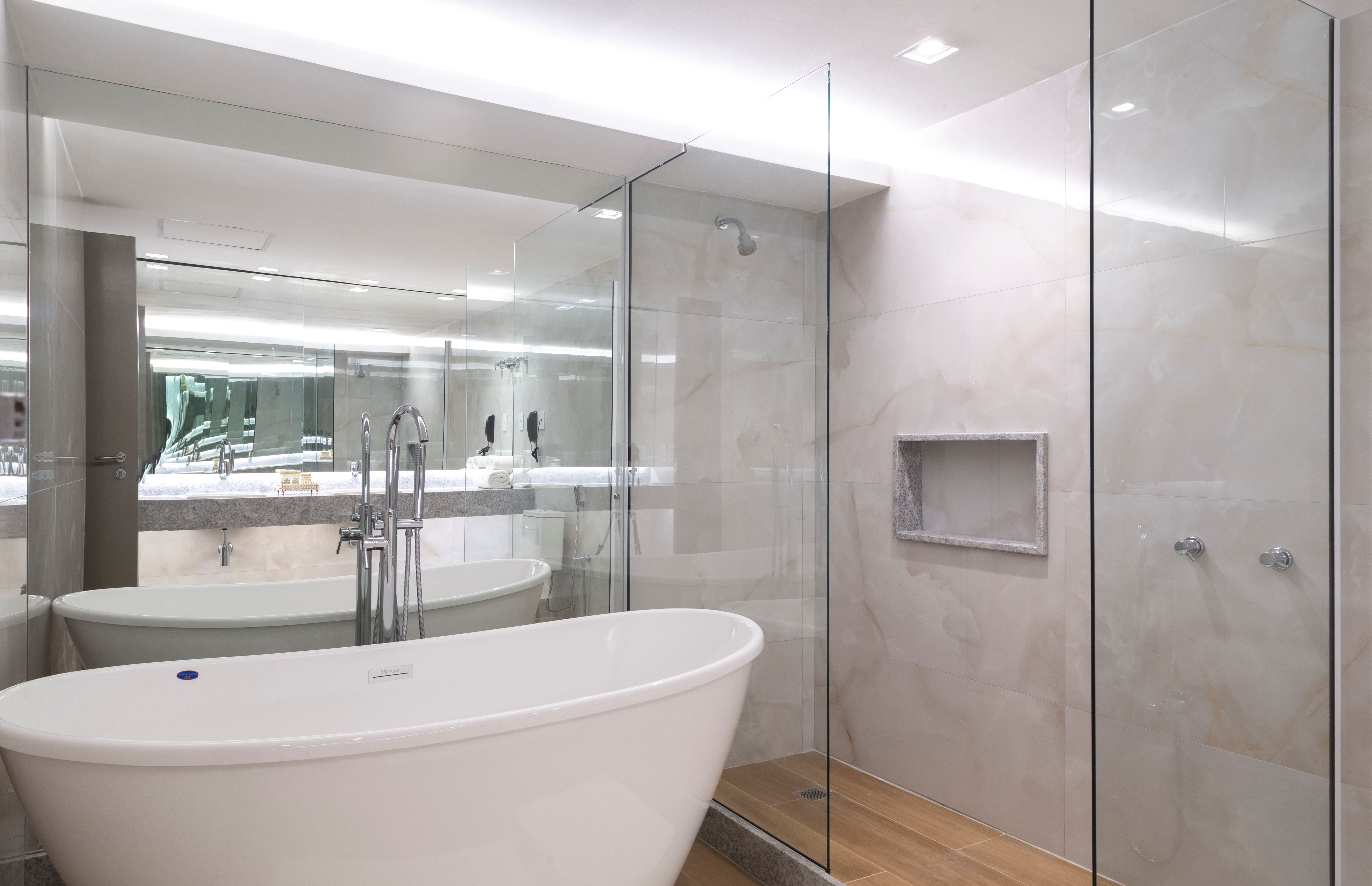 Single Executive King Bed