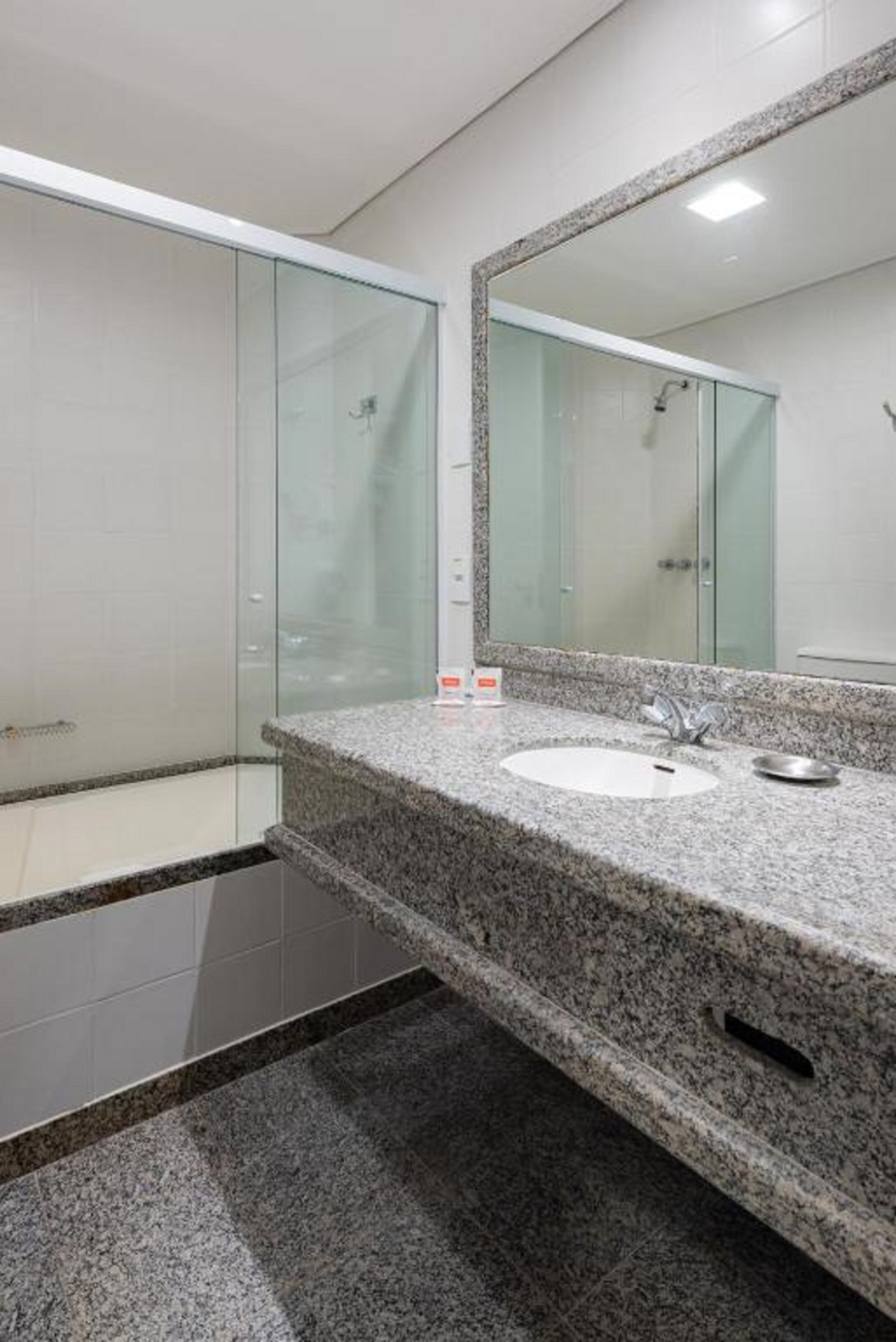 Junior Suite Capacity 1