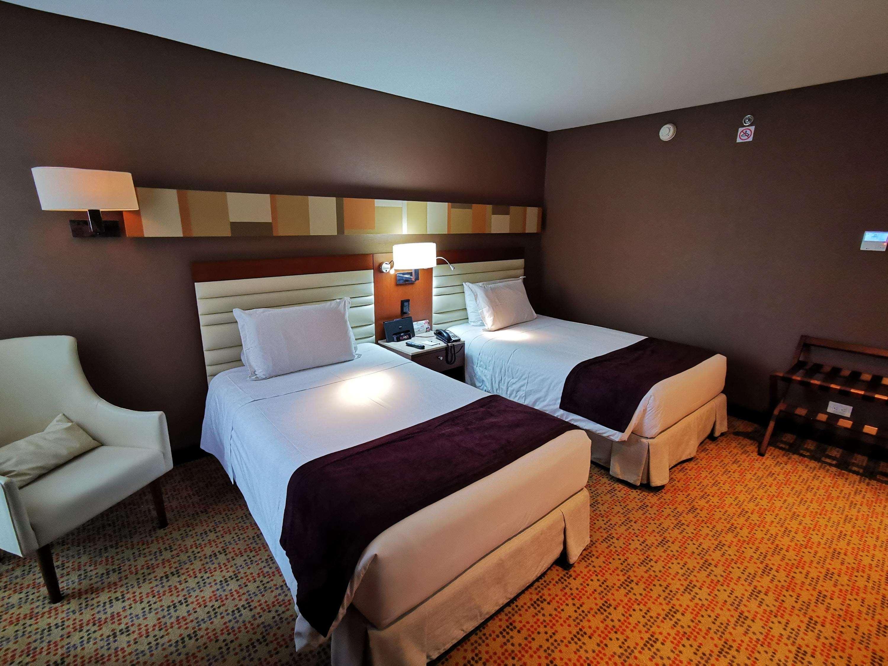 Room Two Double Beds