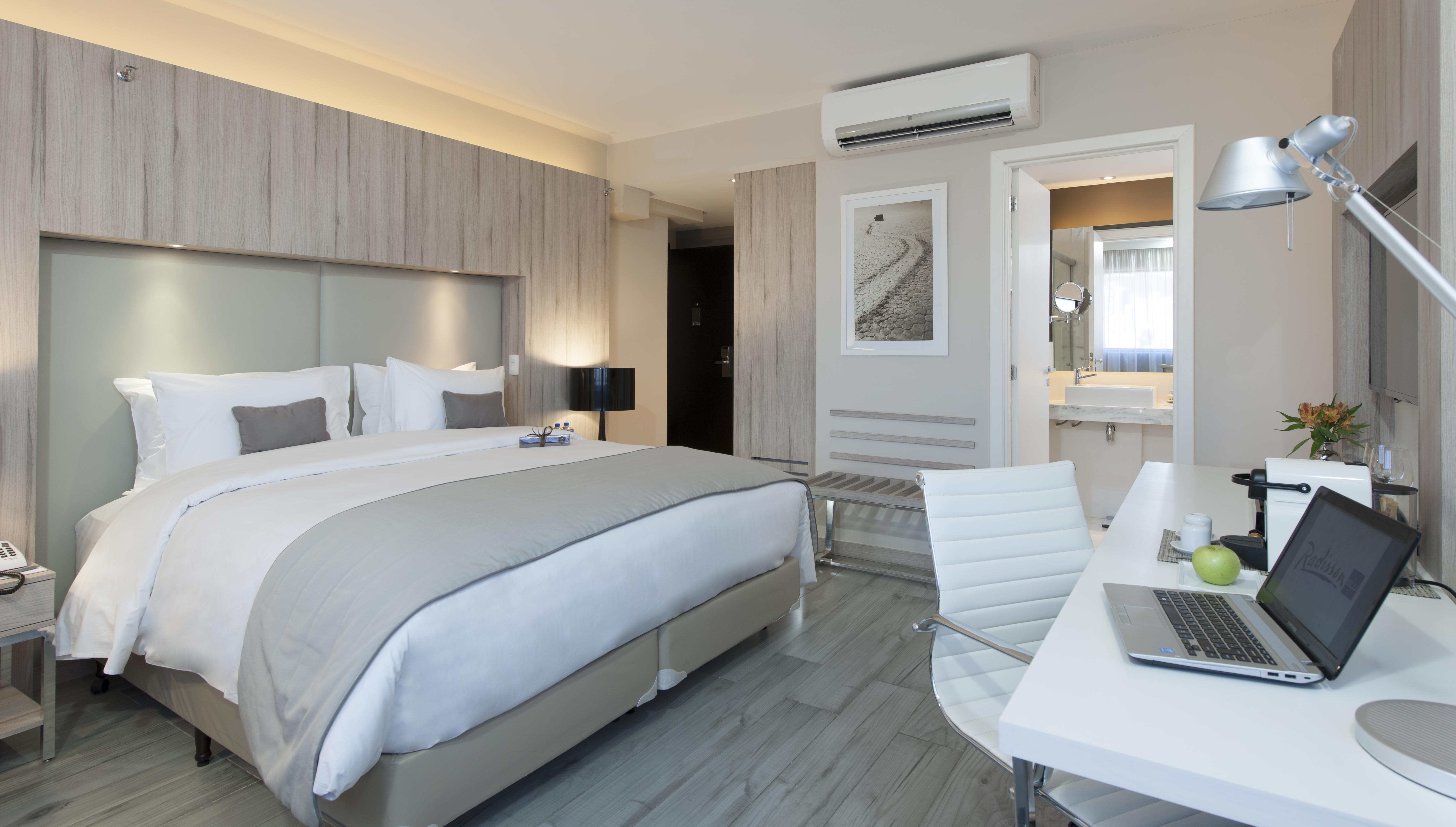 Double Queen Size Bed