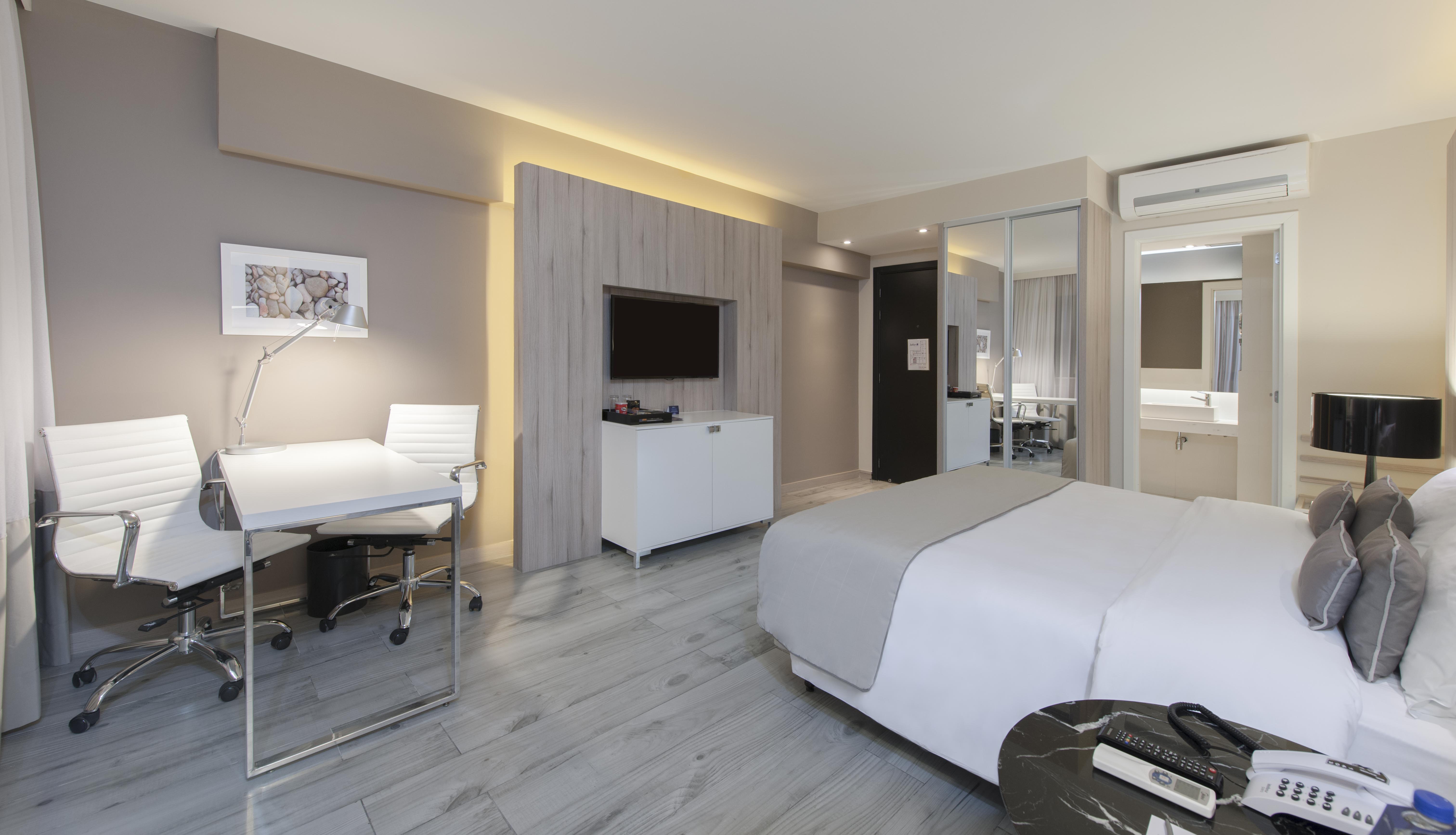 Double King Size Bed