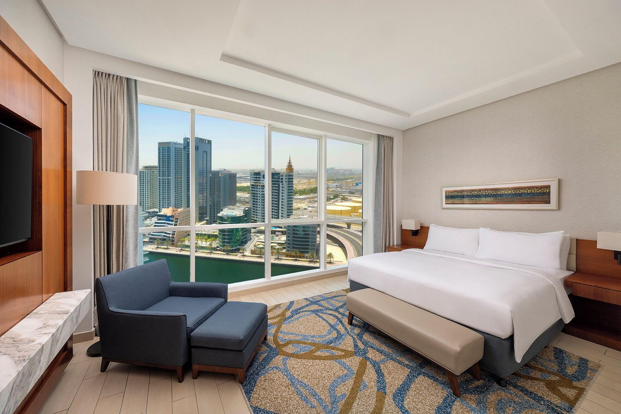 Suite City View King Bed