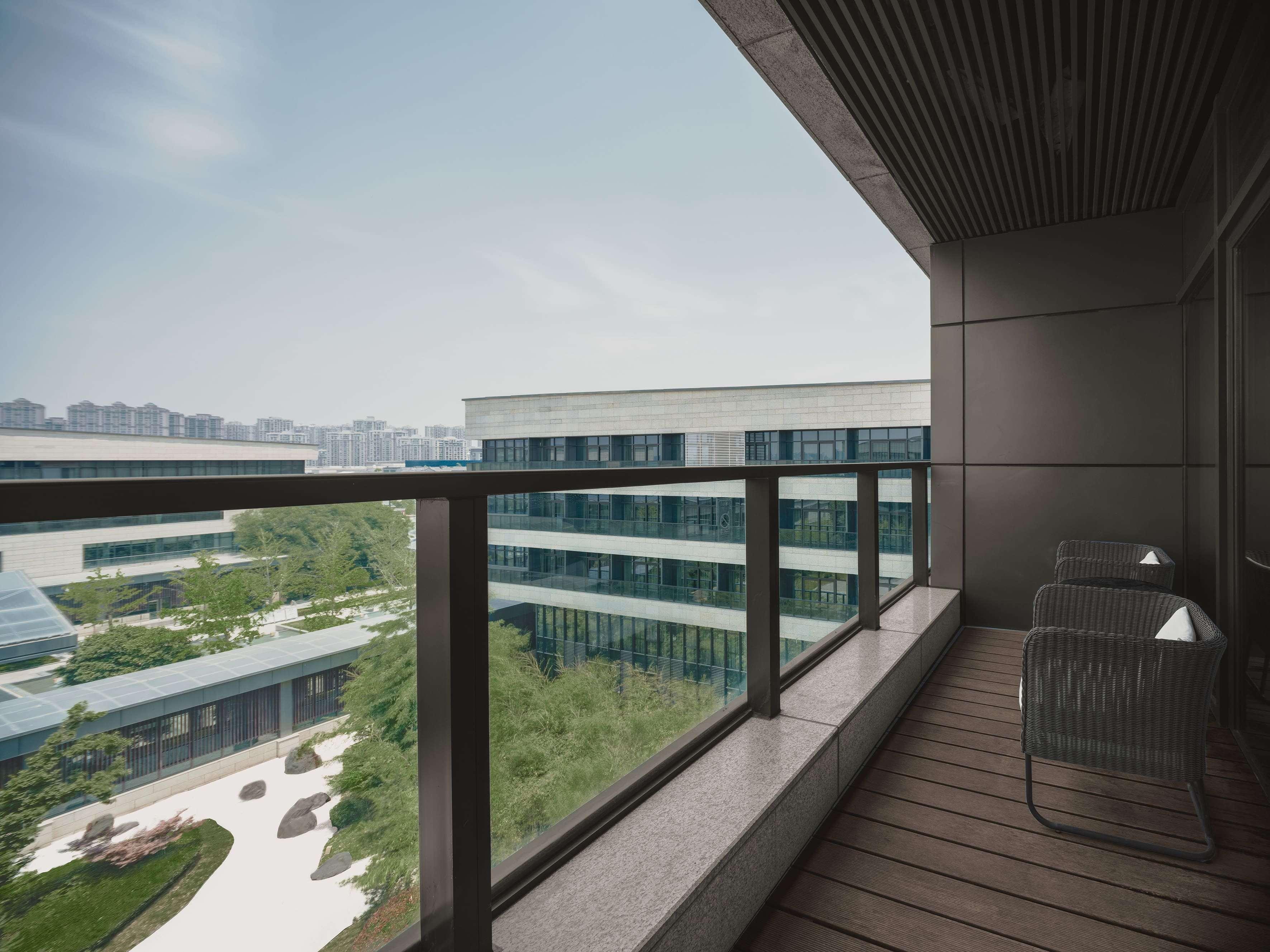 Double Premium Garden View