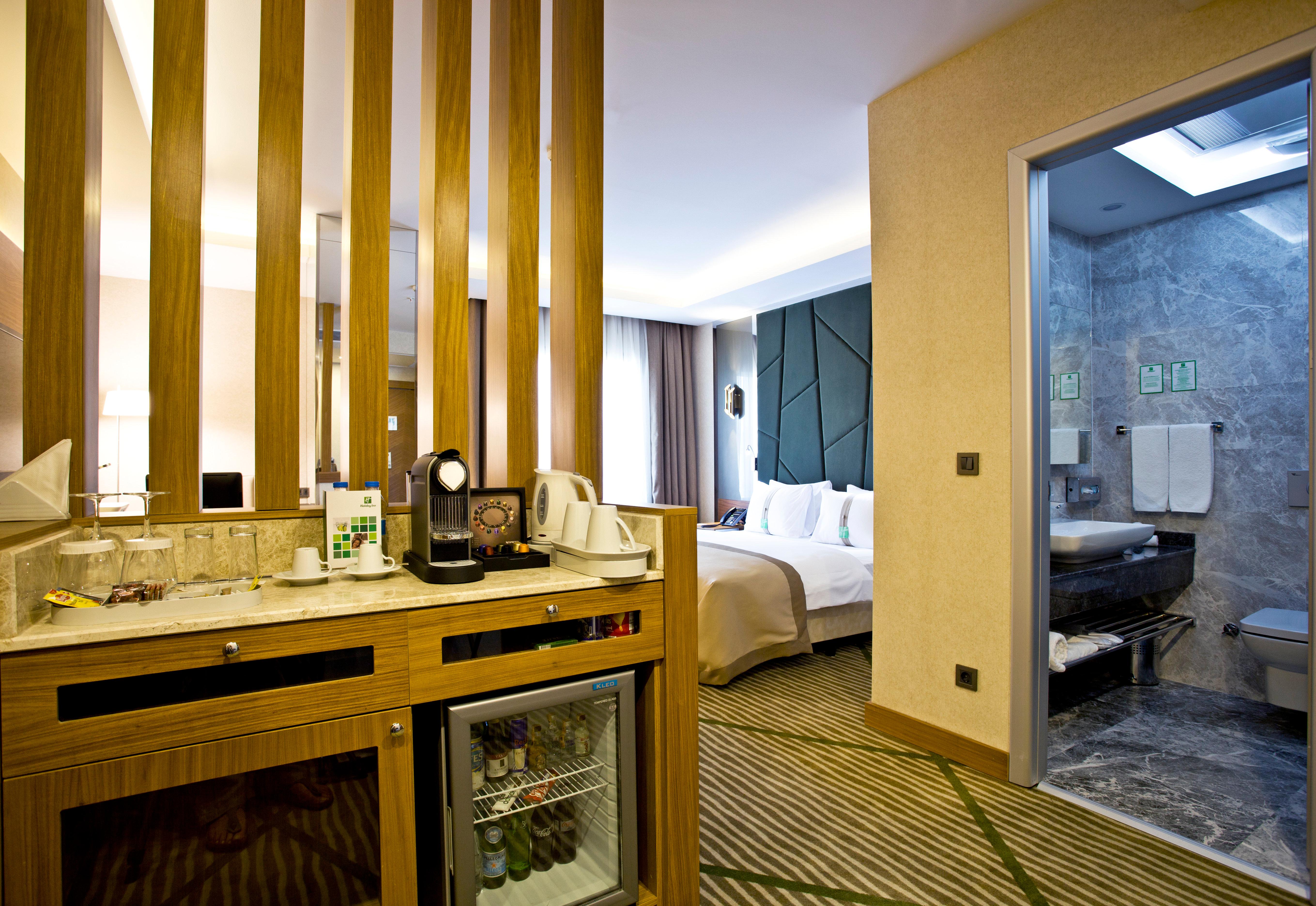 Double King Size Bed