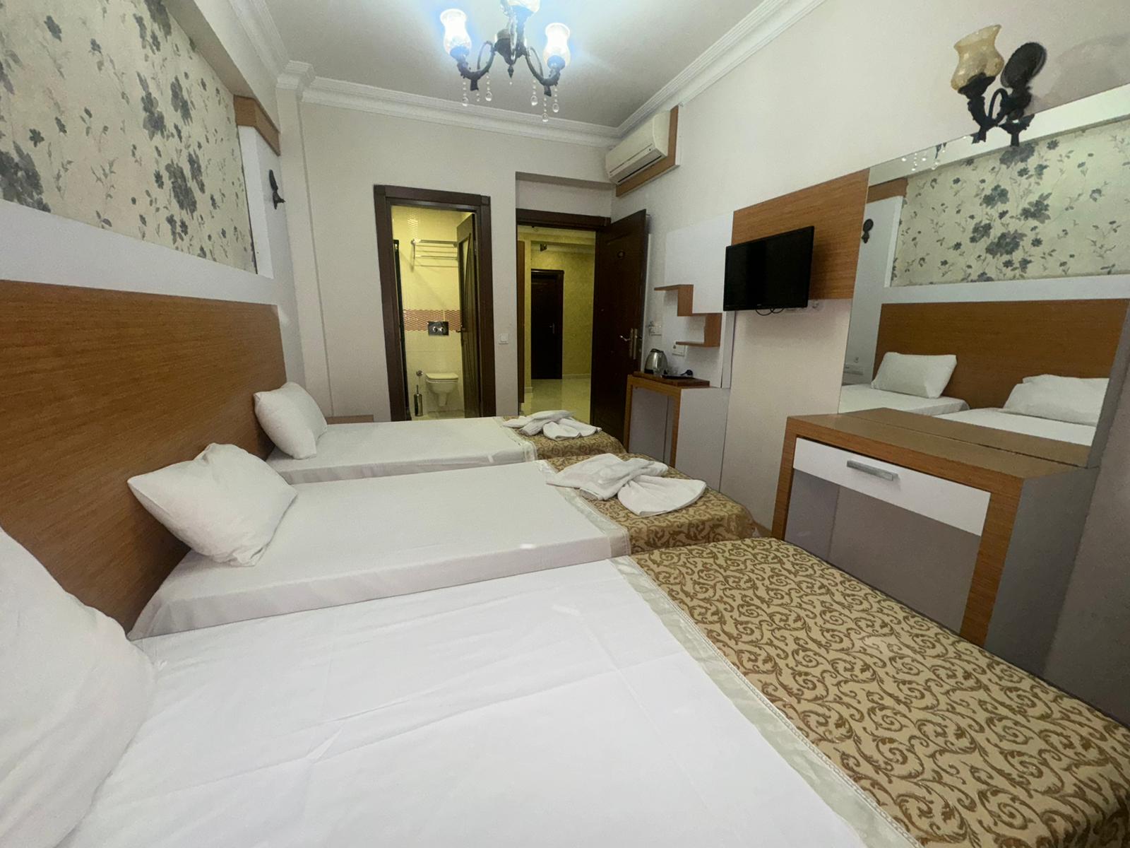 Triple Deluxe Sea View with Balcony