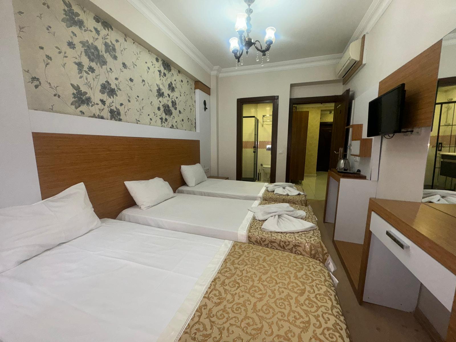 Triple Deluxe Sea View with Balcony