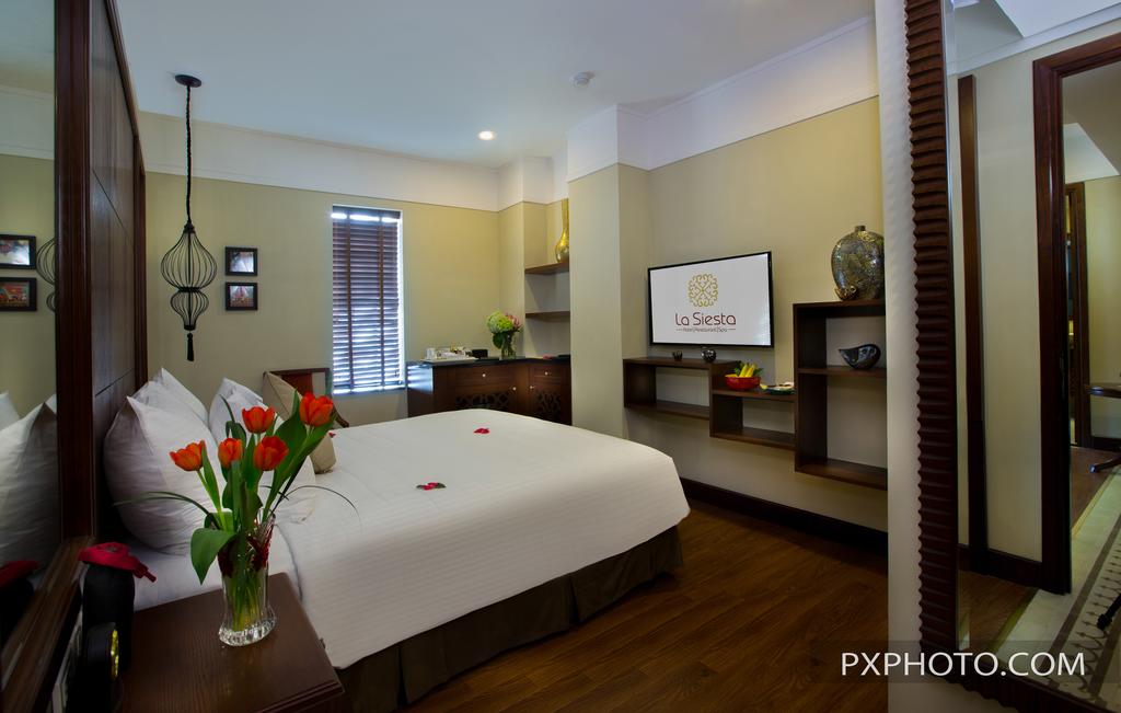 Room Connecting Room