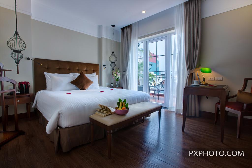 Family Room Standard