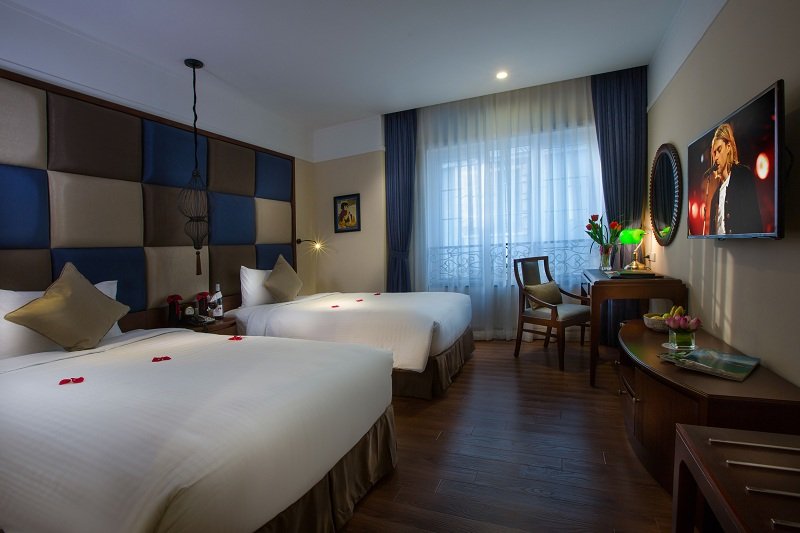 Twin Deluxe Two Beds