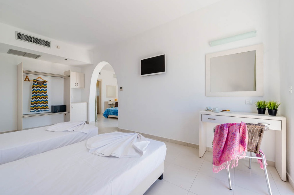 Double or Twin Deluxe