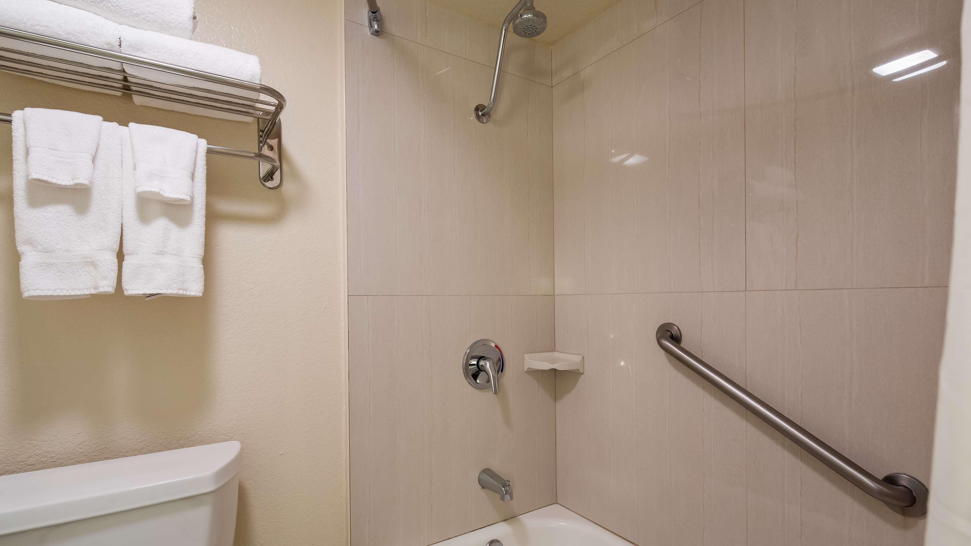 Room King Bed Non Smoking