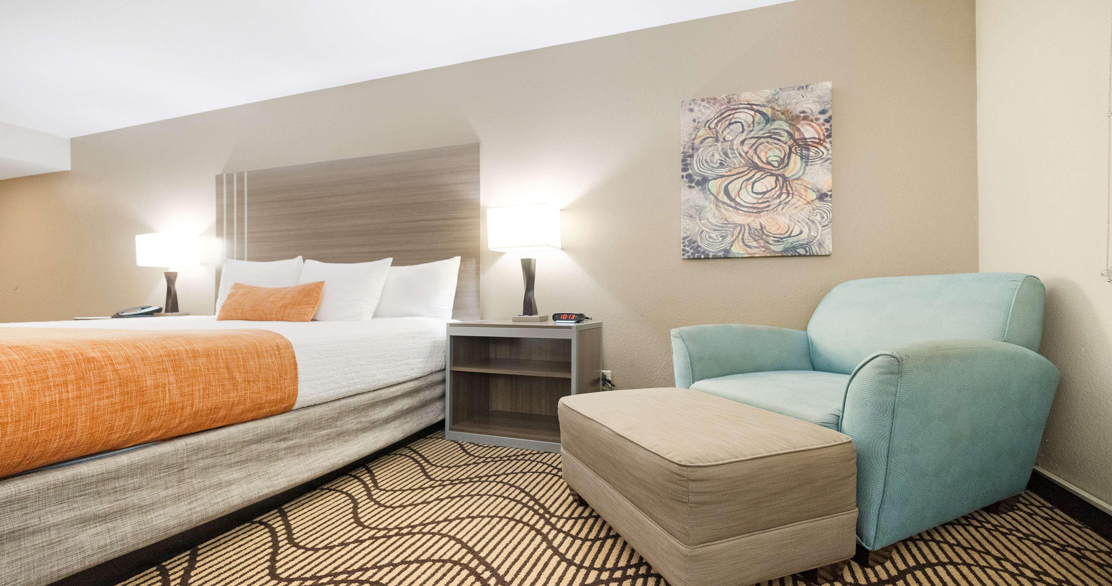 Room King Bed Non Smoking