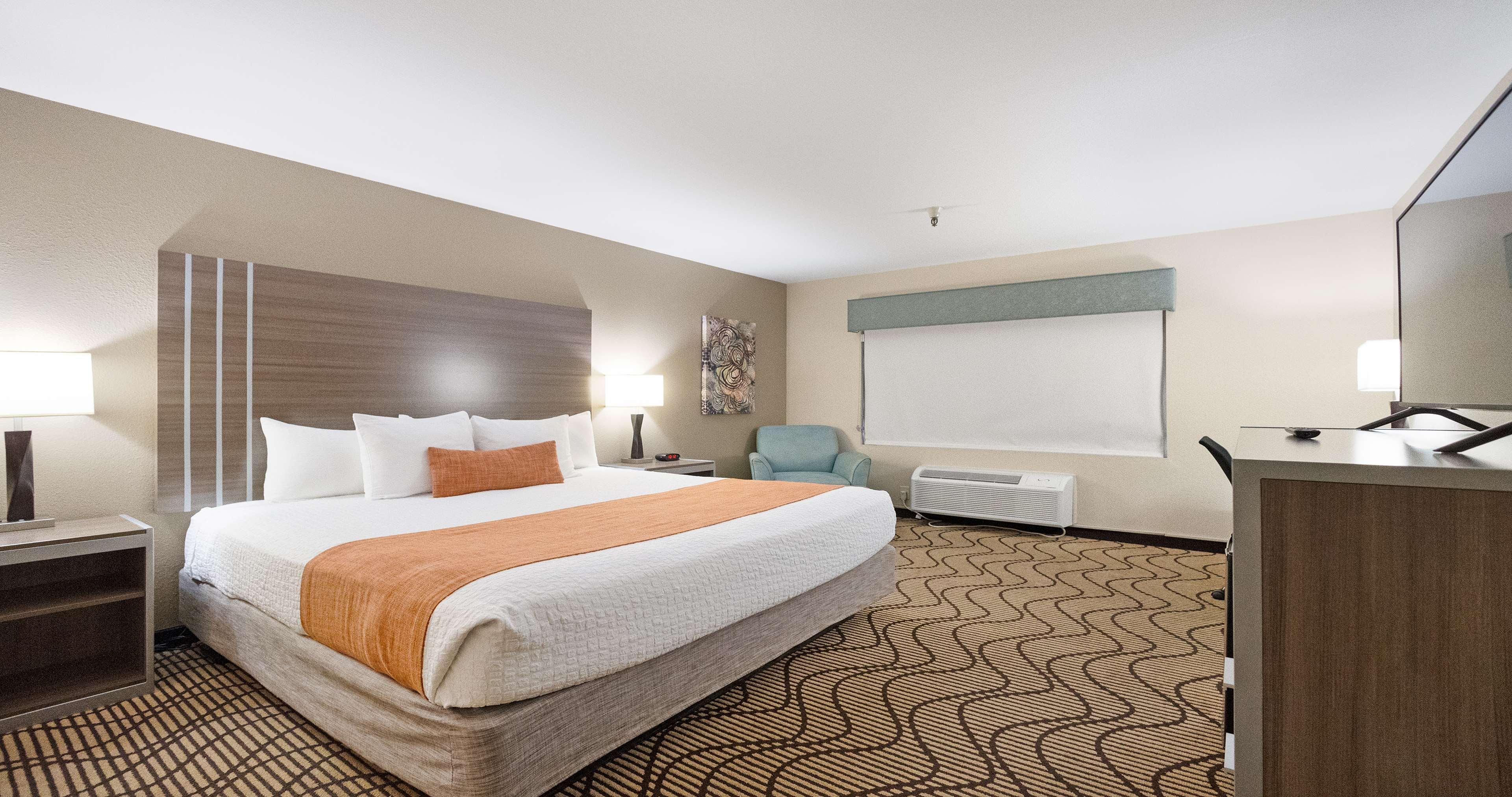 Room King Bed Non Smoking