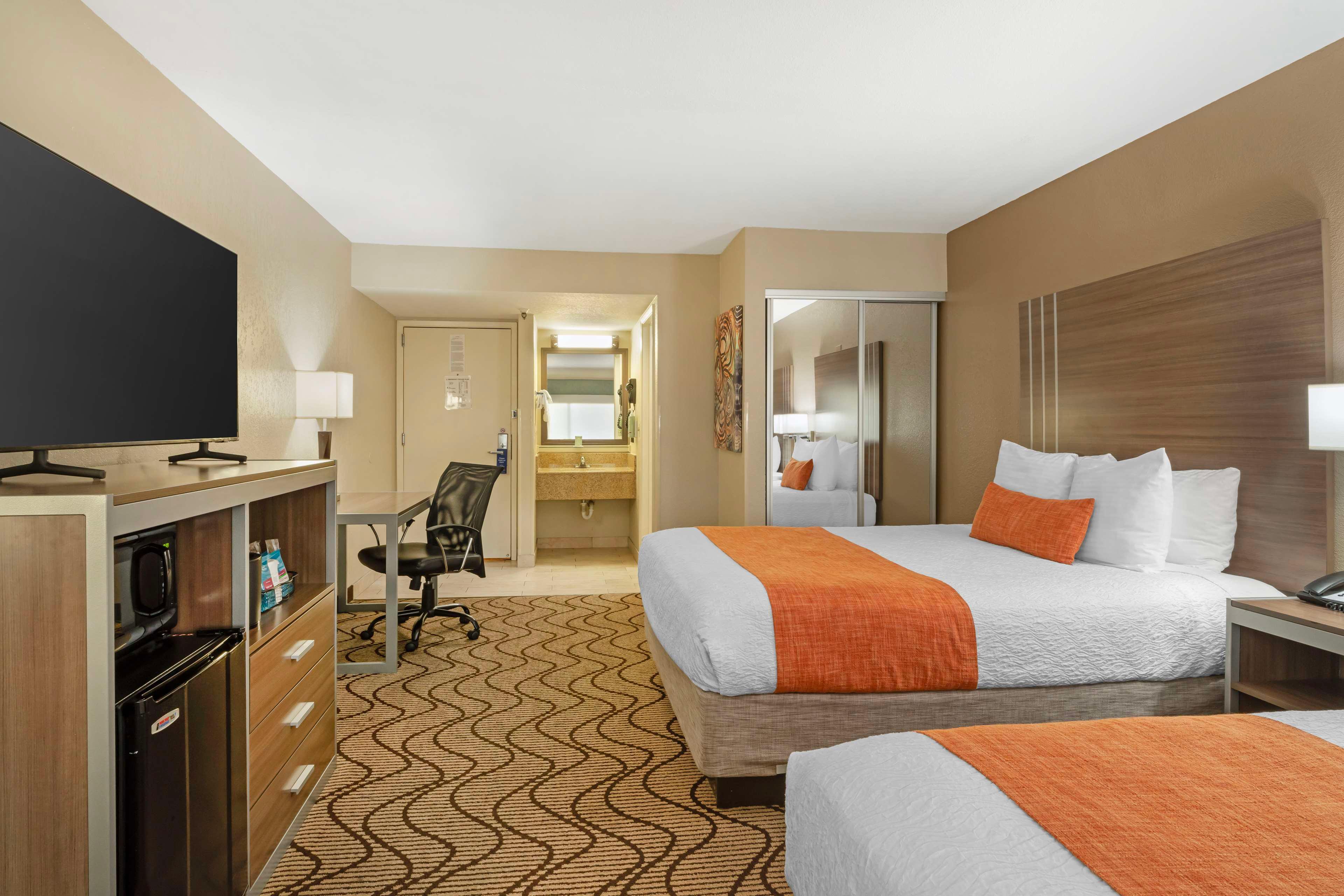 Room Two Queen Beds Non Smoking