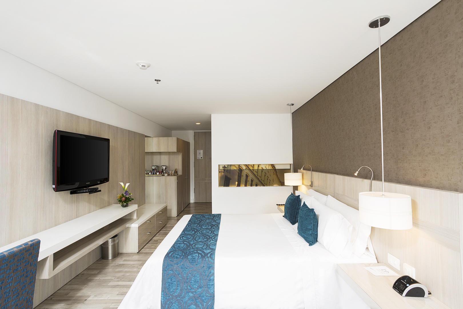 Double Queen Size Bed