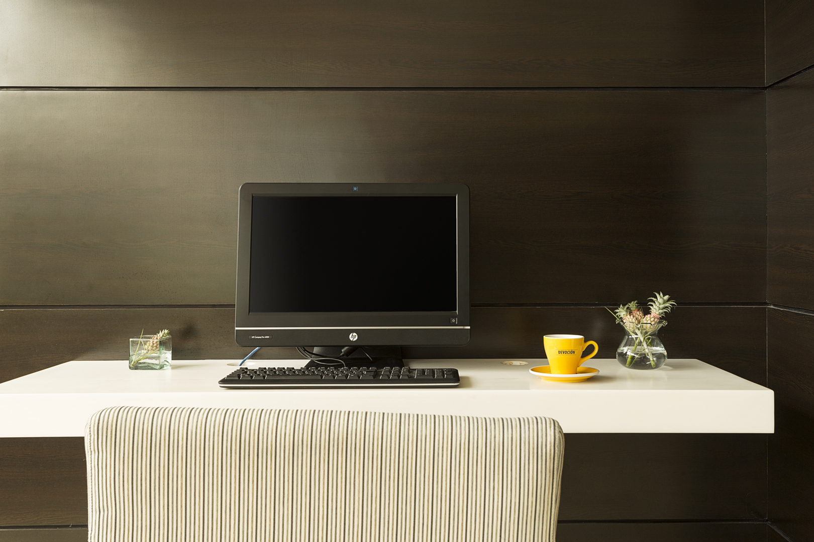 Double Queen Size Bed