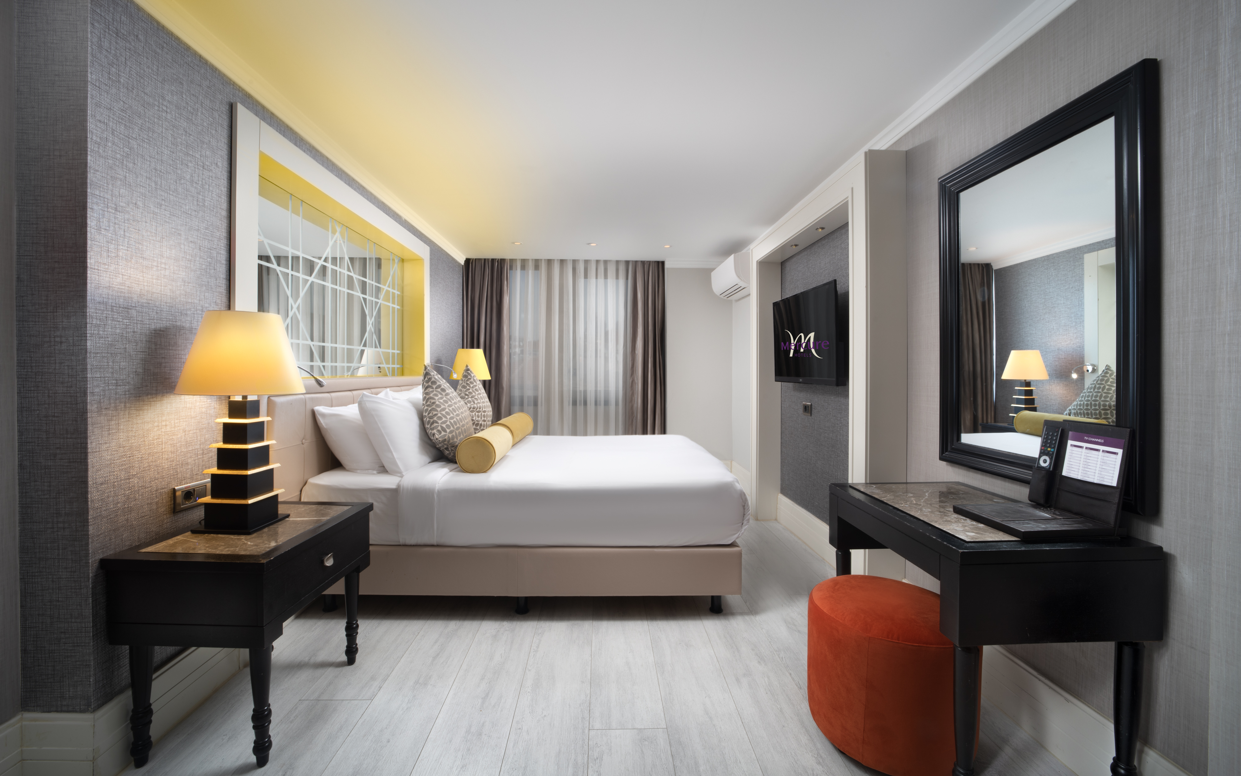 Double City View King Bed