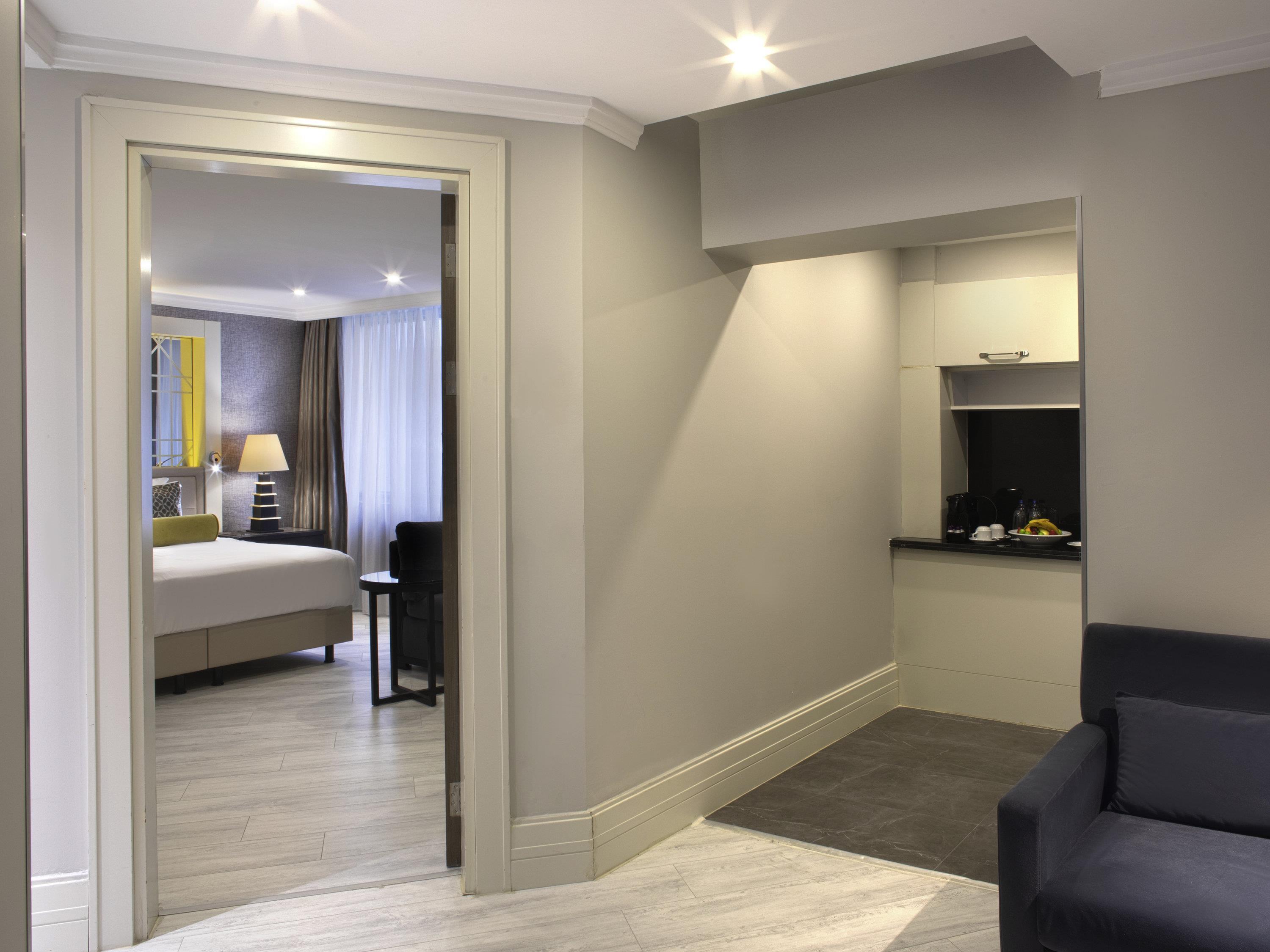 Suite Queen Size Bed