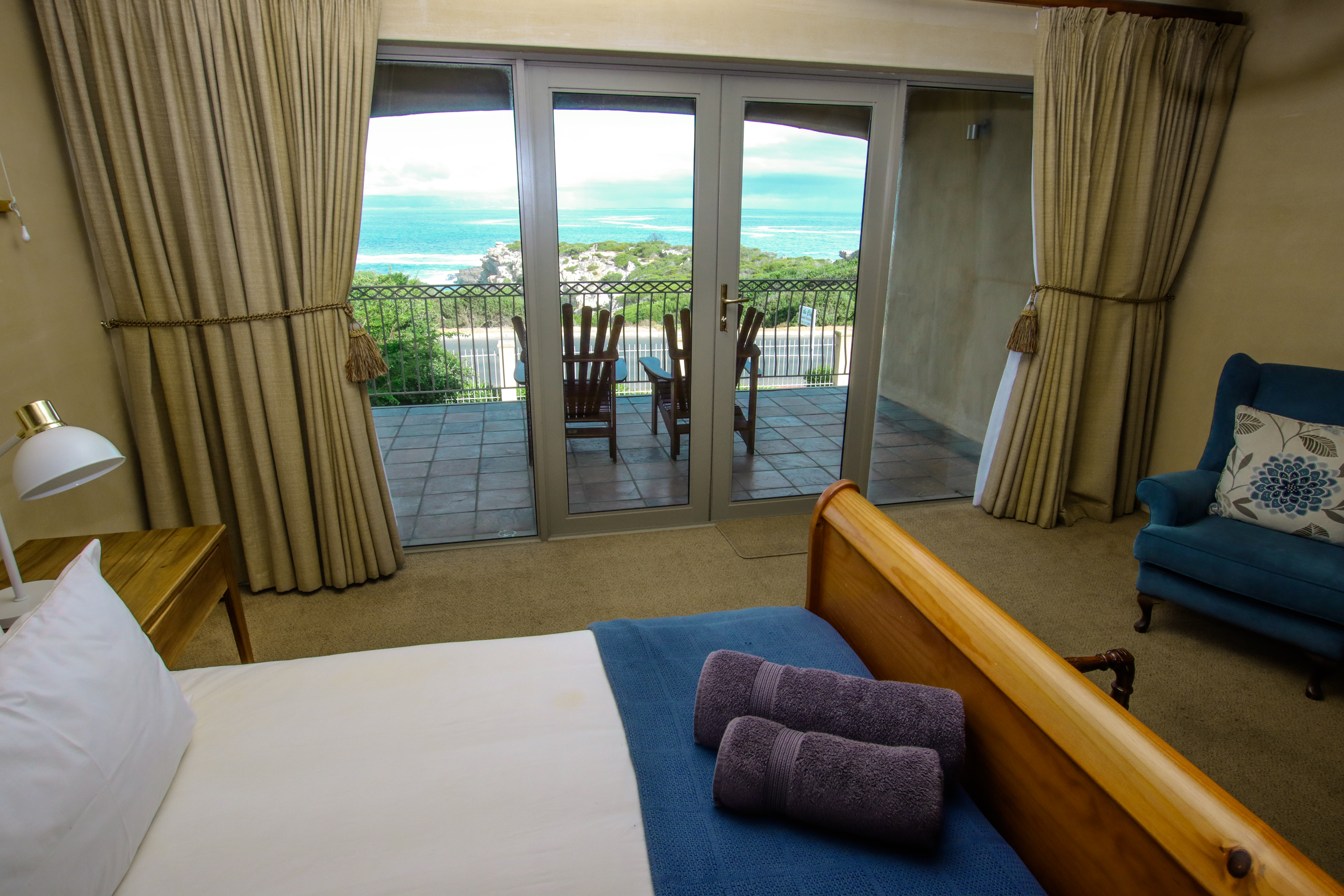 Room Sea Front