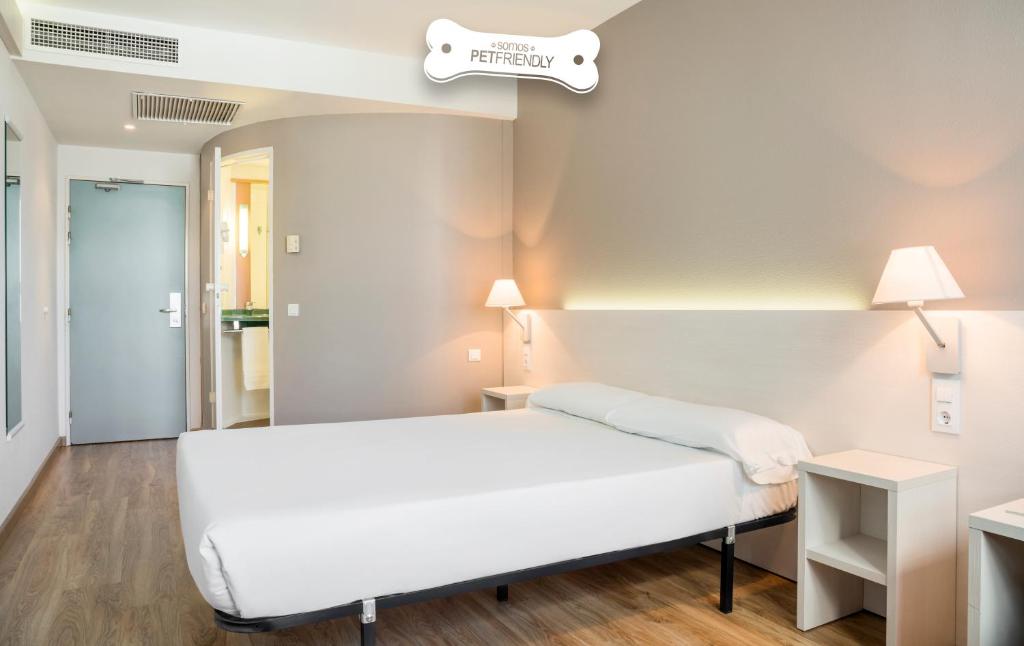 Double or Twin Standard