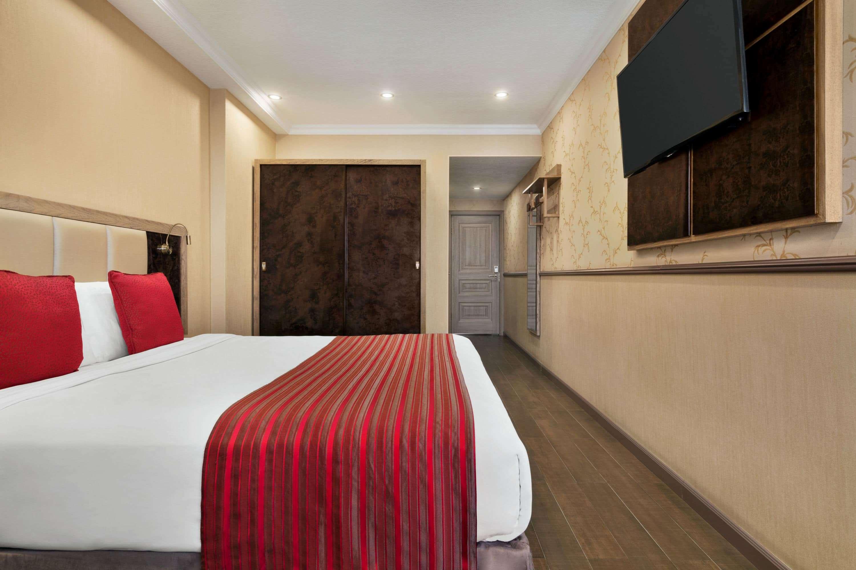 Double King Size Bed