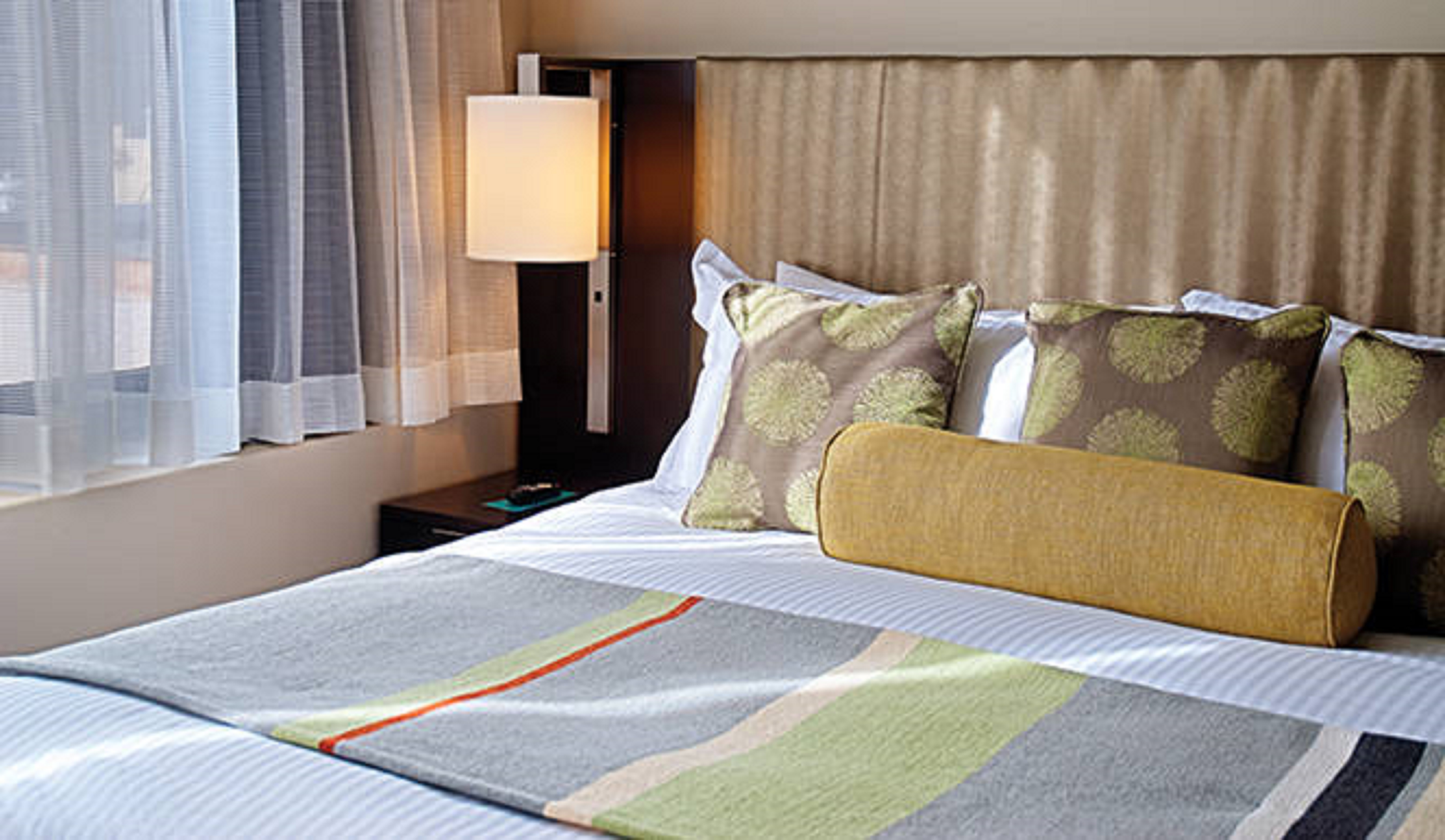 Room Accessible King Size Bed