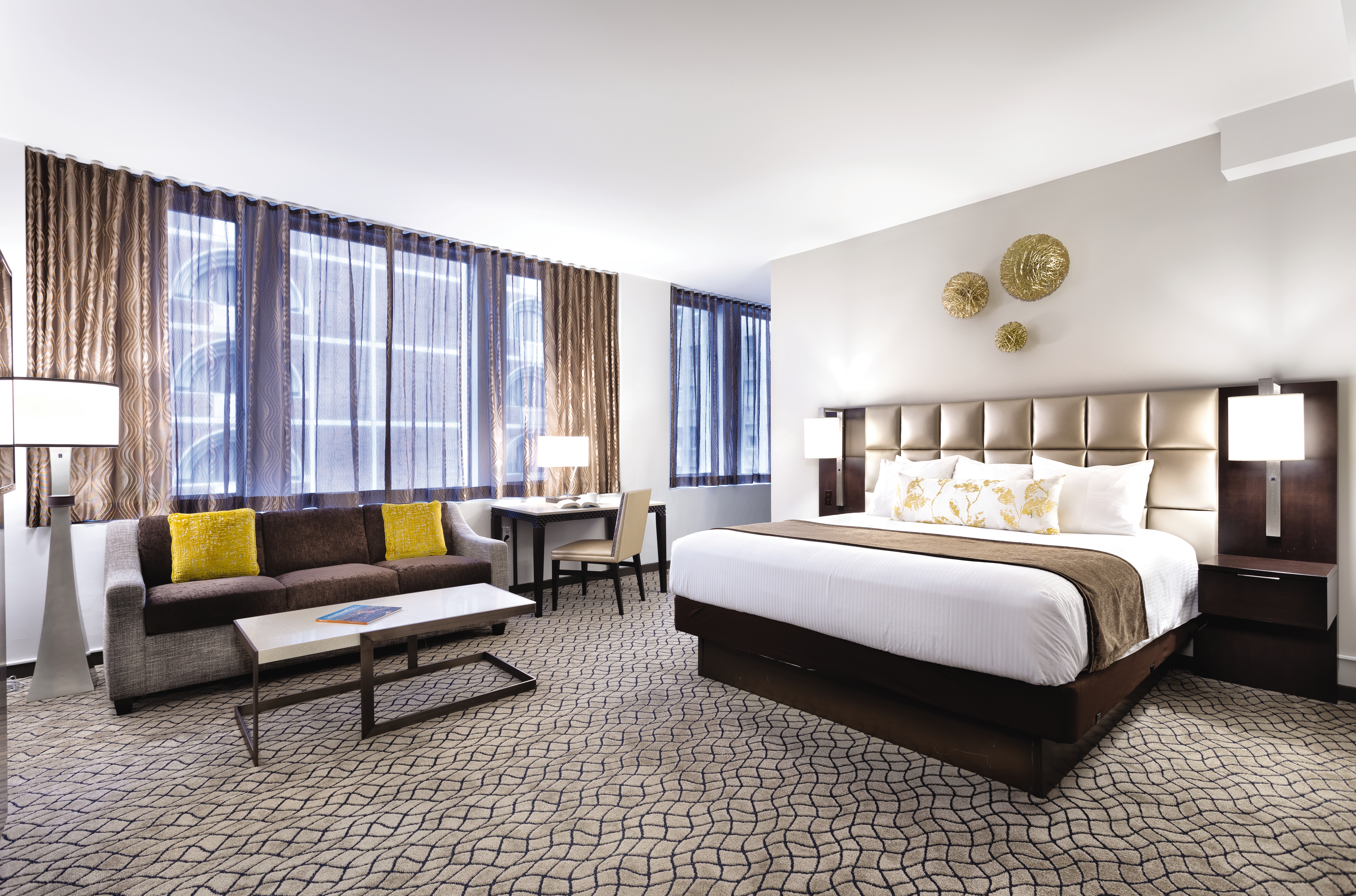 Studio King Size Bed