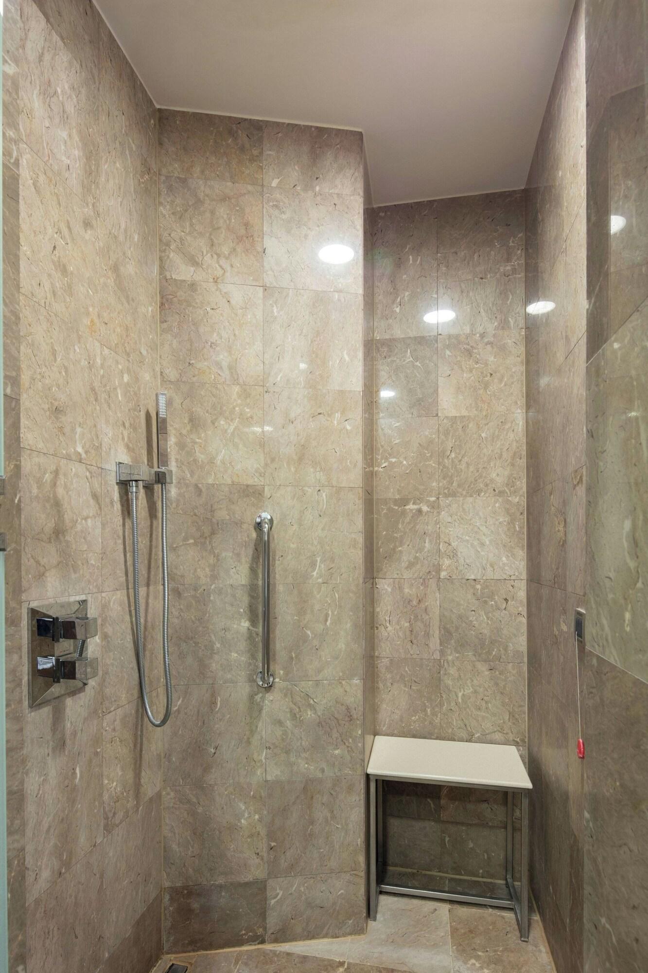 Double Smoking with Views