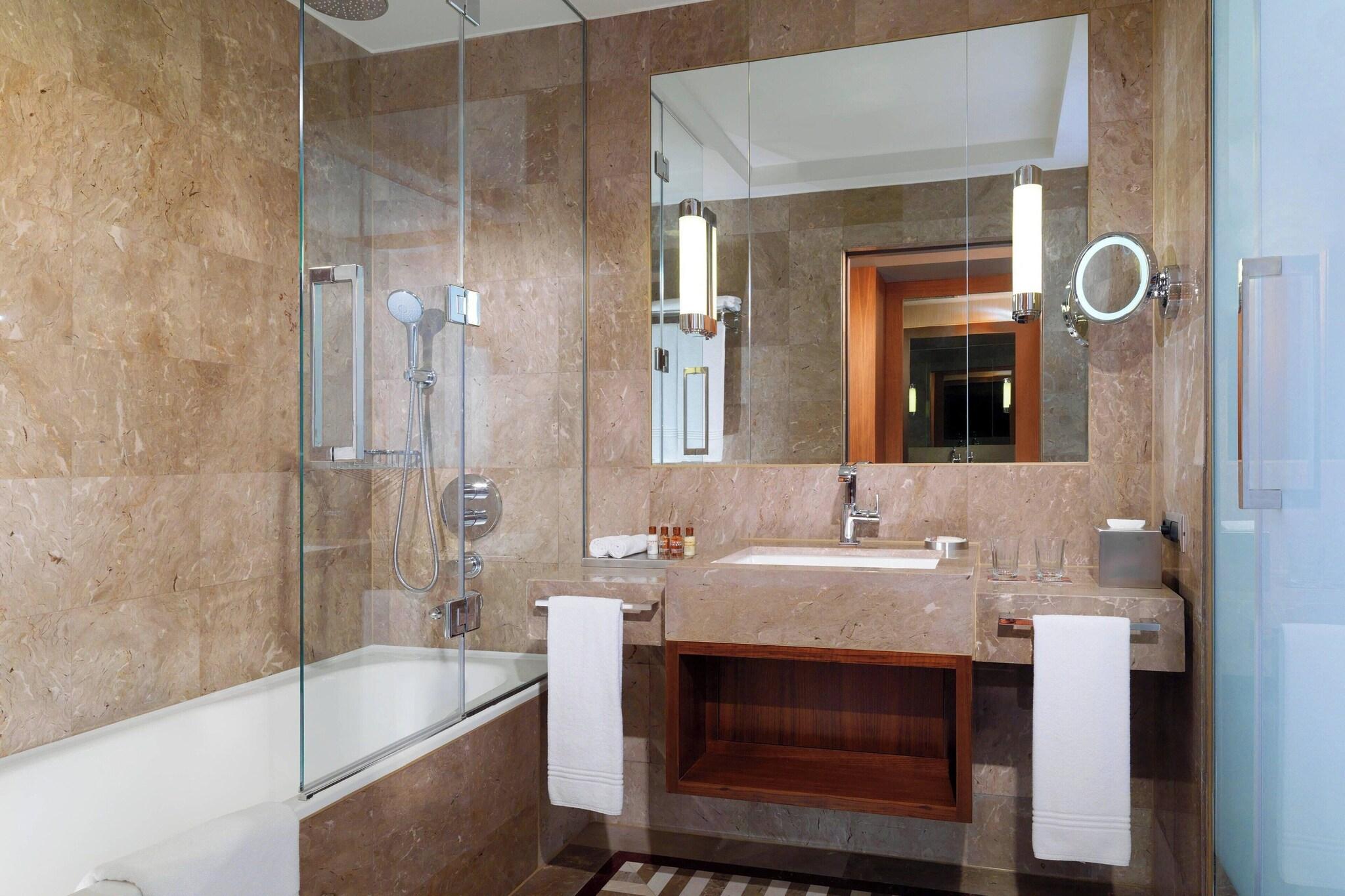 Double Classic City View