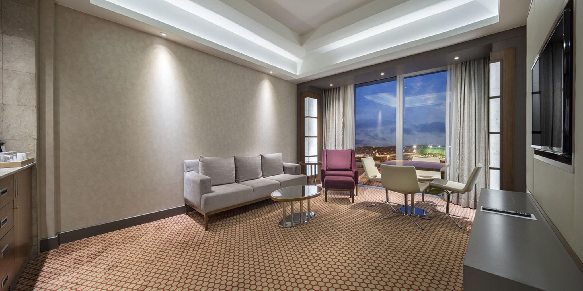 Suite Deluxe King Bed