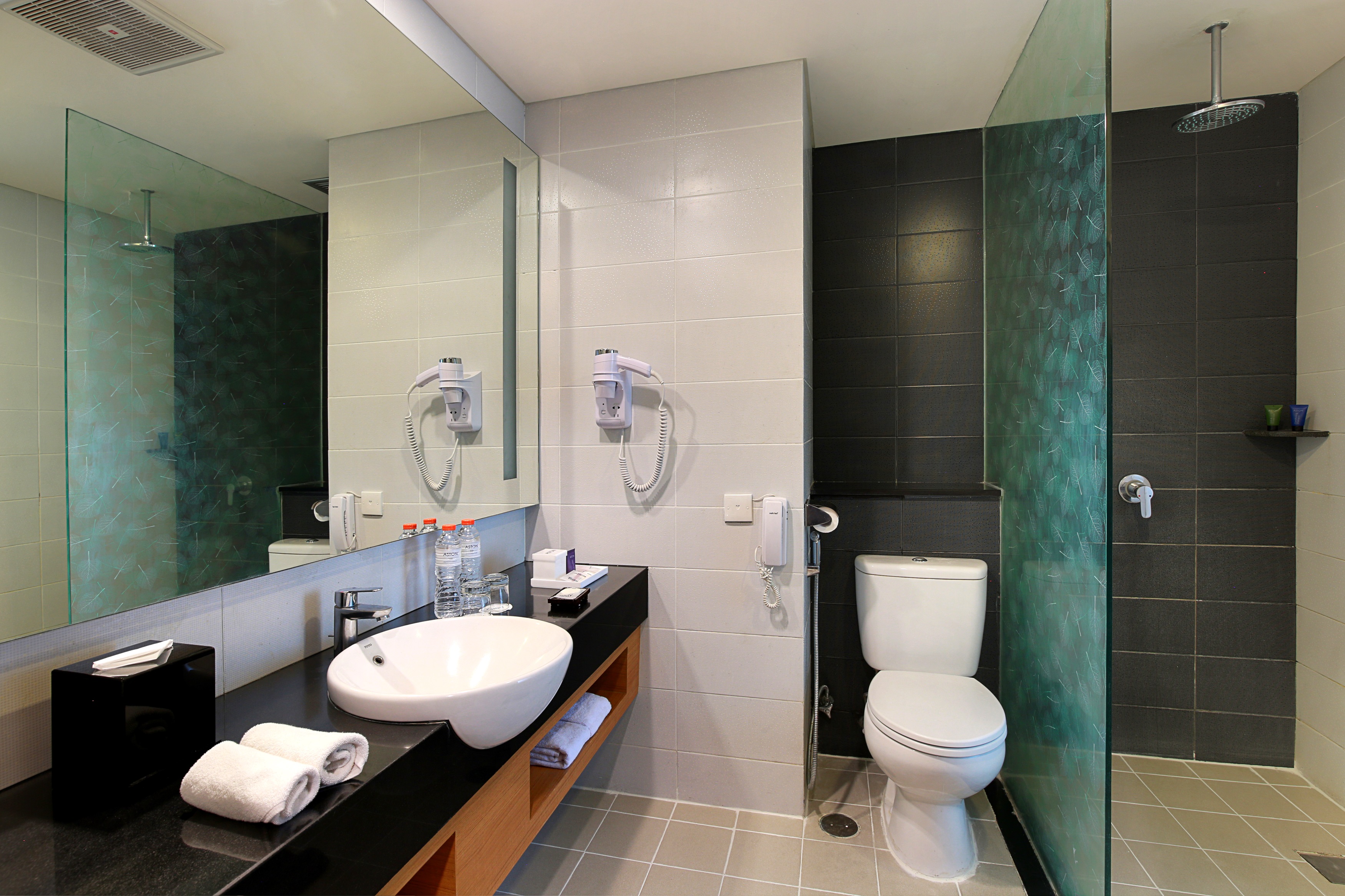 Double or Twin Deluxe