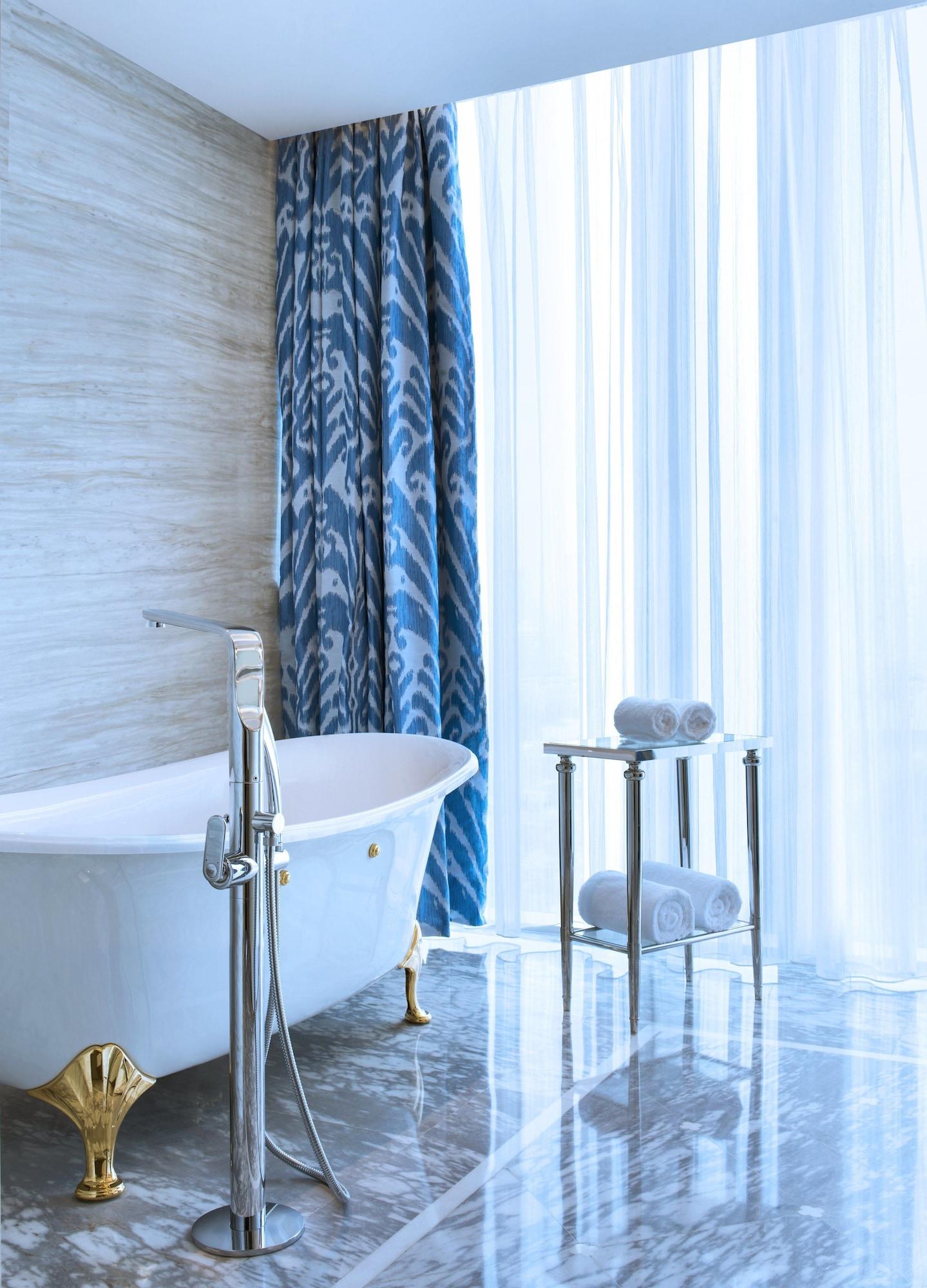 Double Premier River View