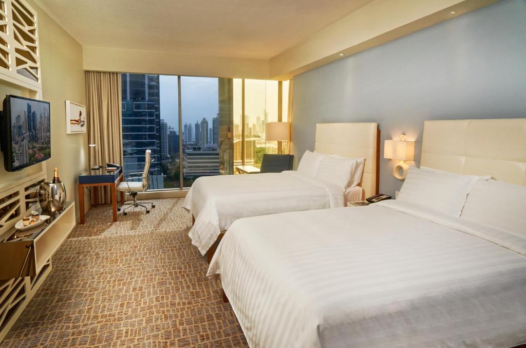 Room City View Two Beds