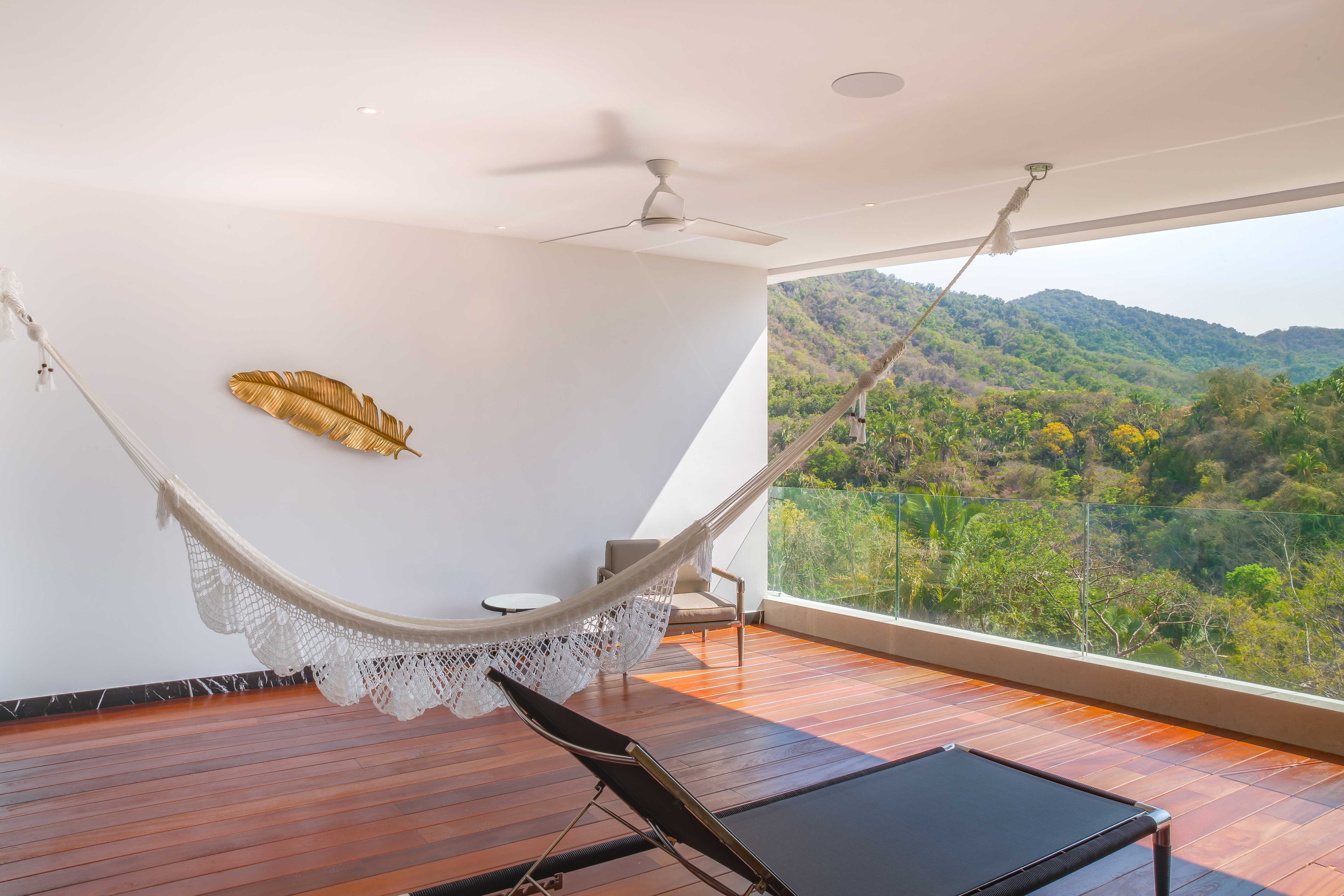 Junior Suite Classic Two Double Beds