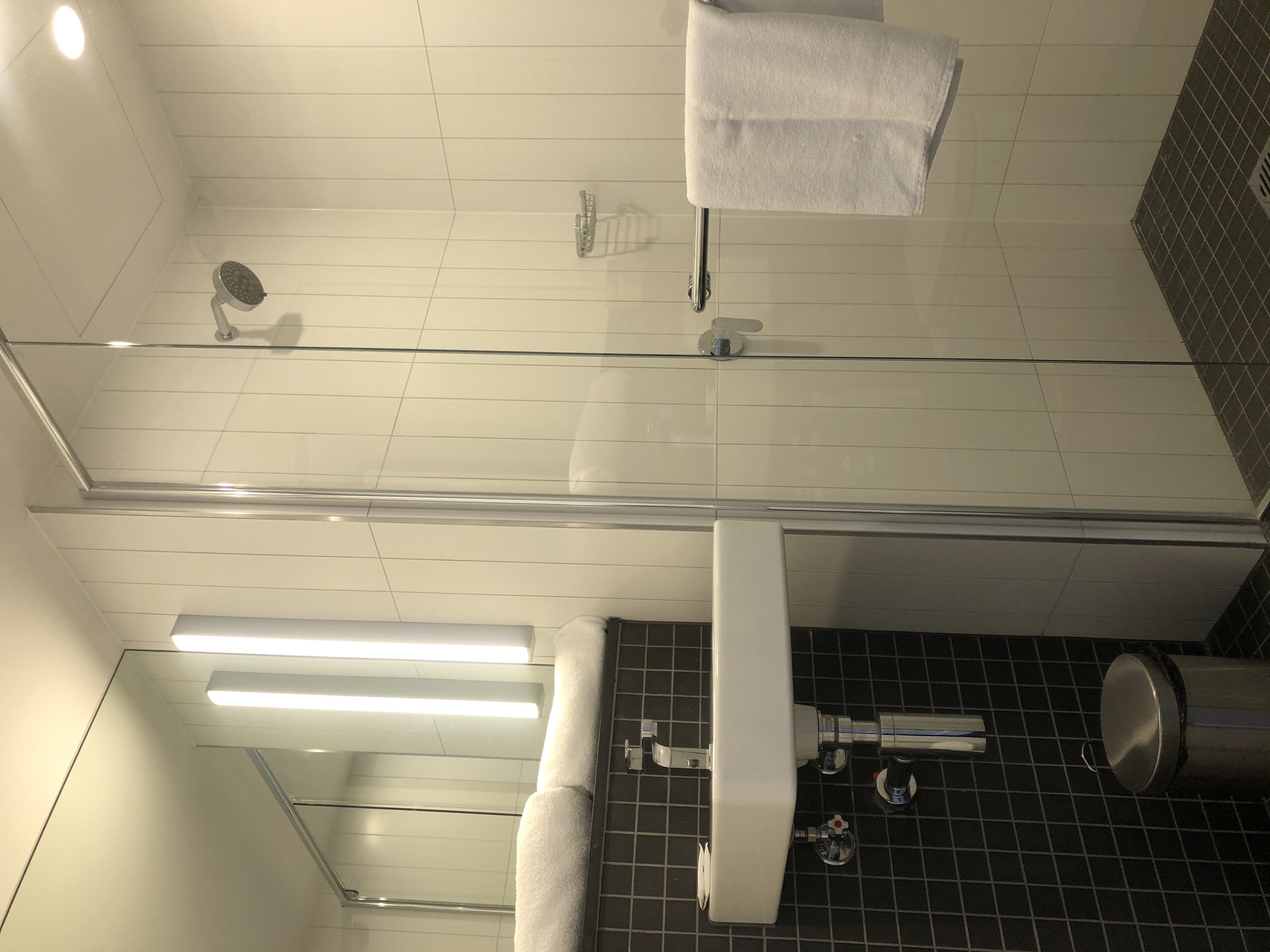 Double Queen Size Bed