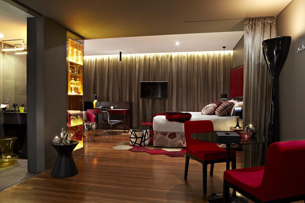 Junior Suite Premier King Bed