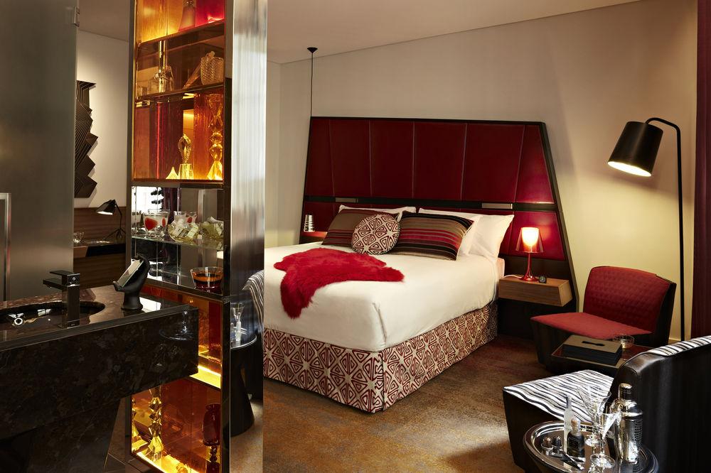 Double King Size Bed