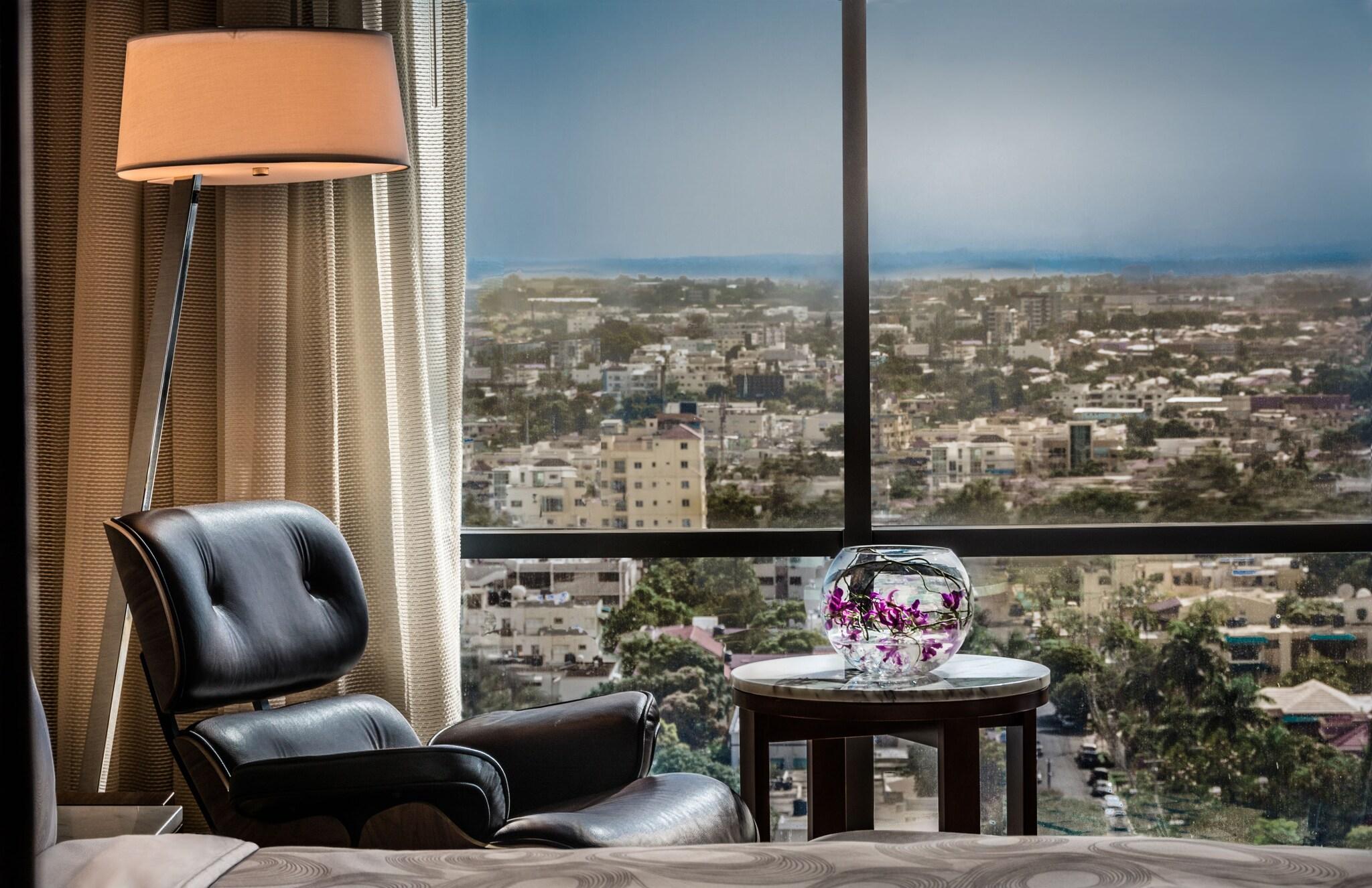 Quadruple Deluxe Two Queen Beds