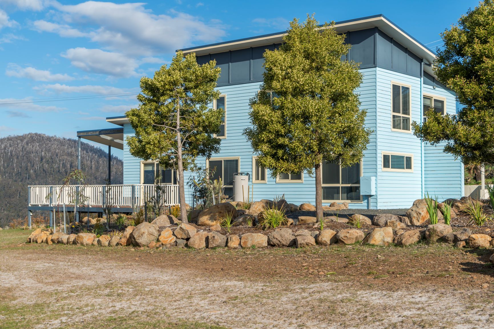 Bungalow Five Bedrooms