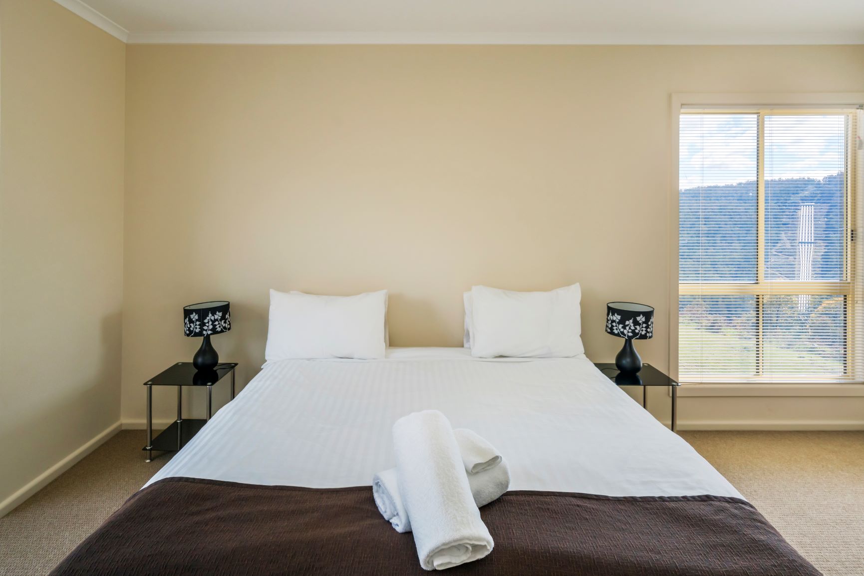 Bungalow Five Bedrooms