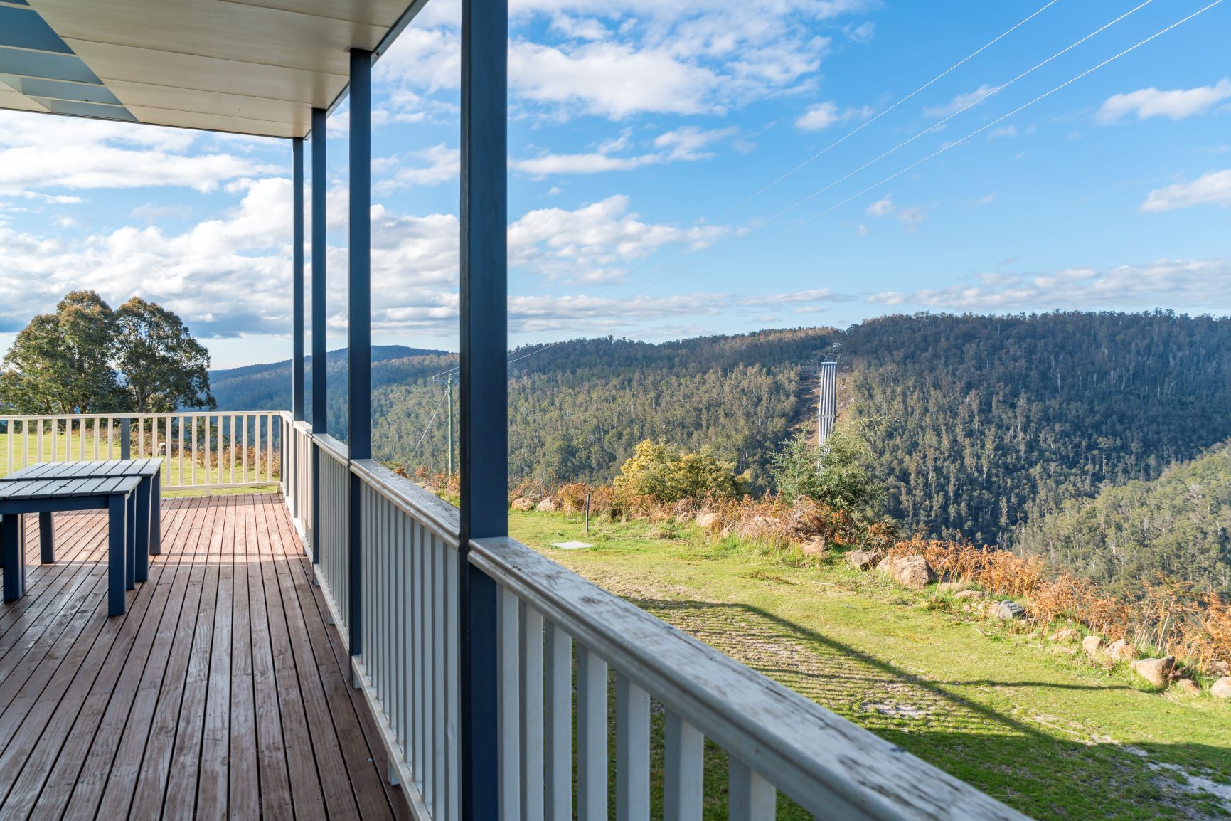 Bungalow Five Bedrooms