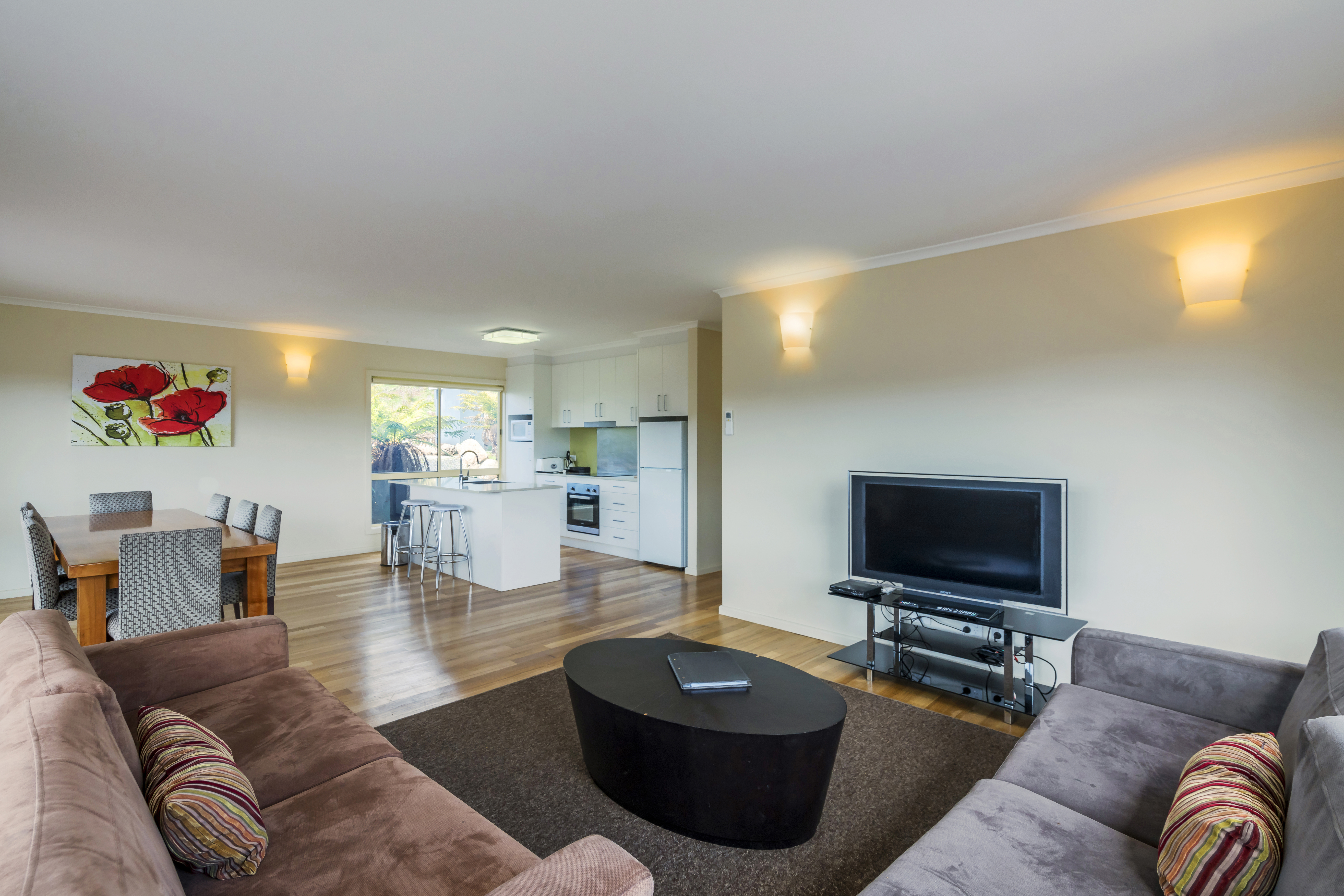 Bungalow Five Bedrooms