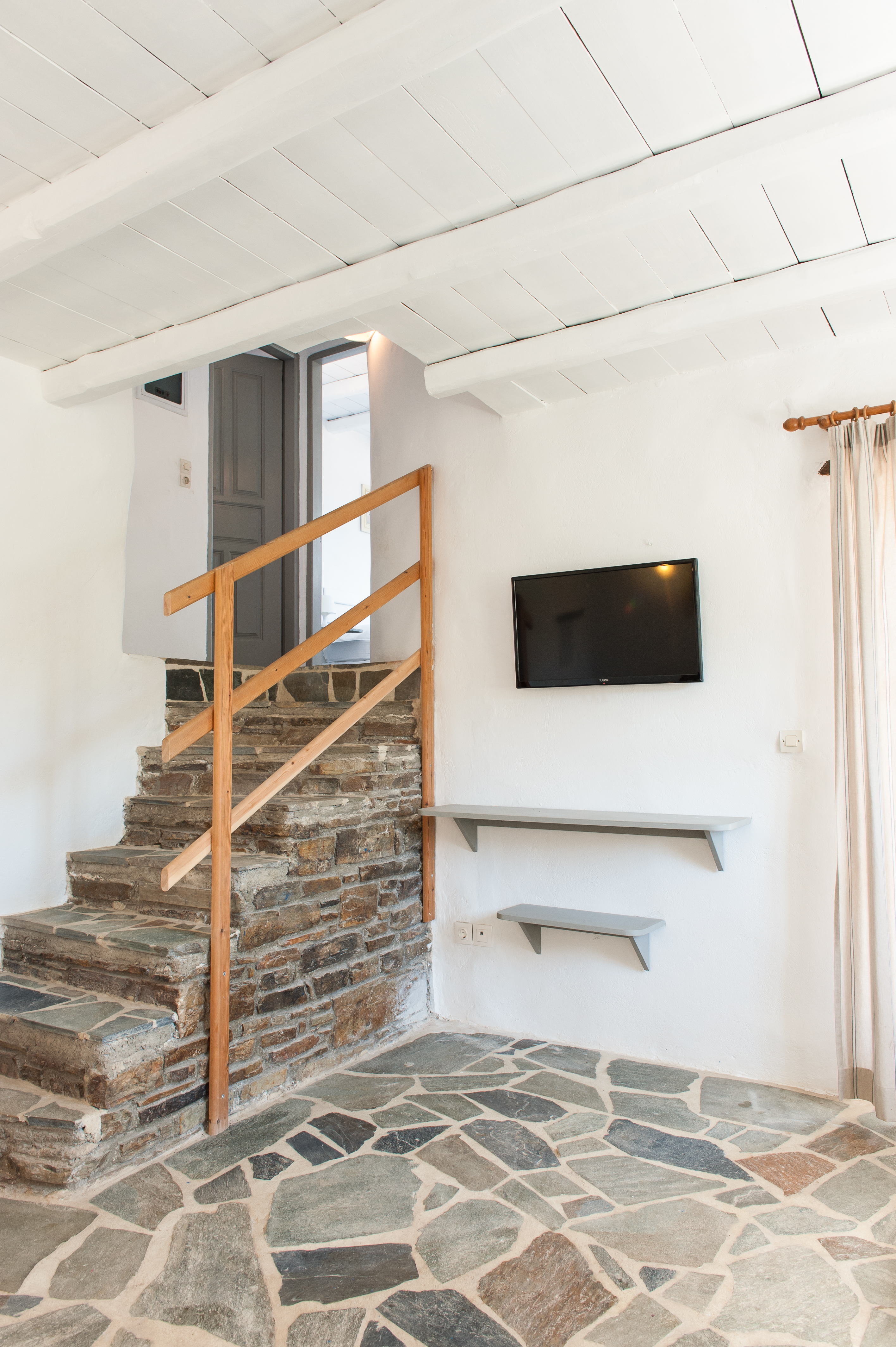 Family Room Capacity 4