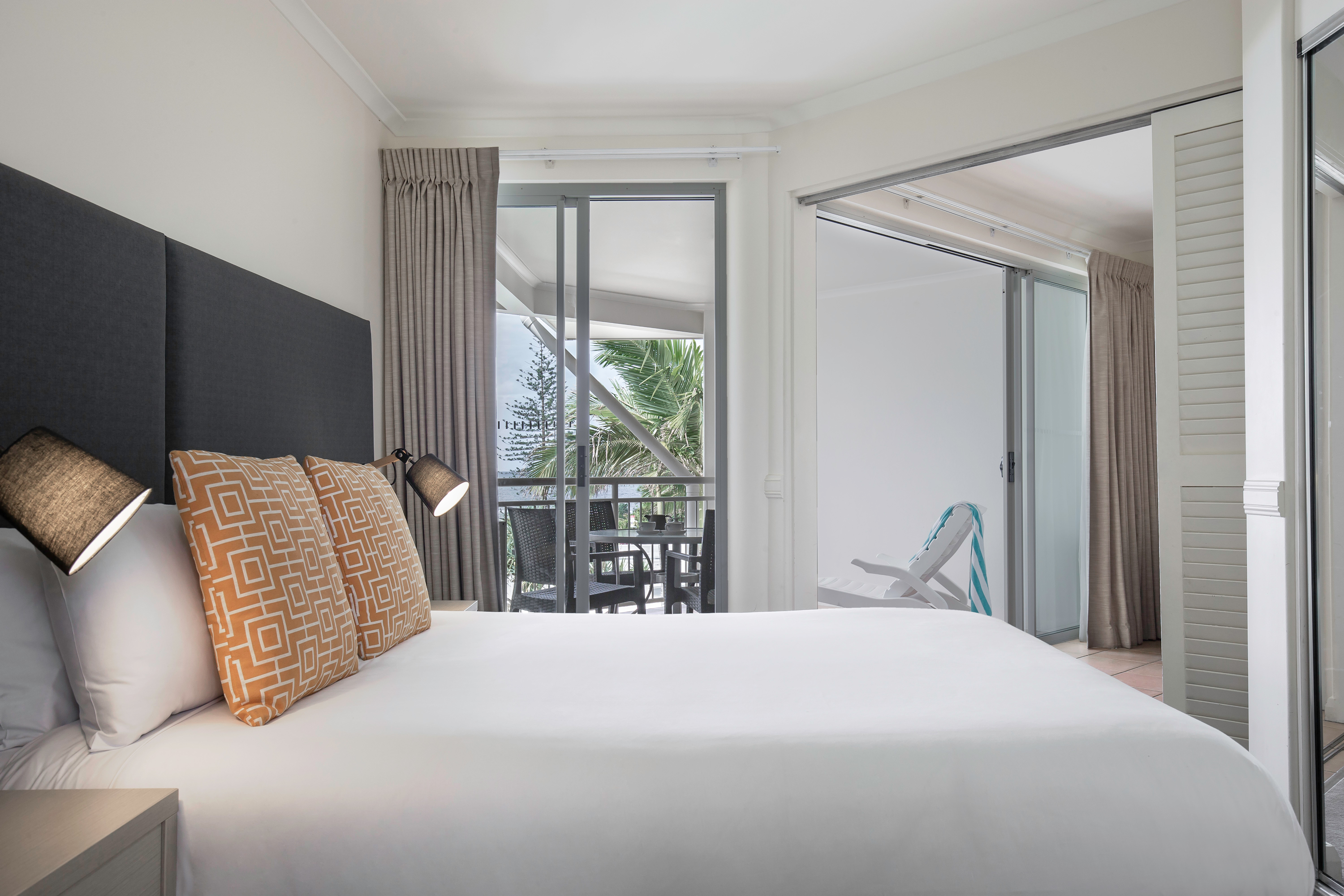 Apartment Pool View One Bedroom