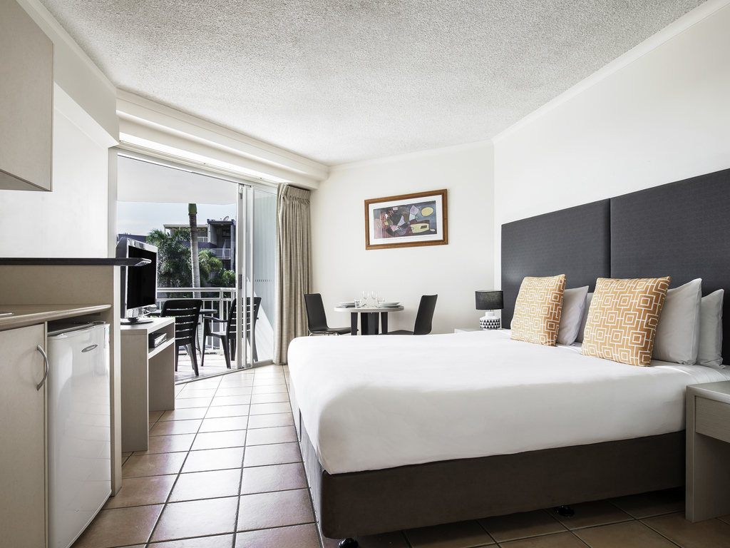 Double Queen Size Bed