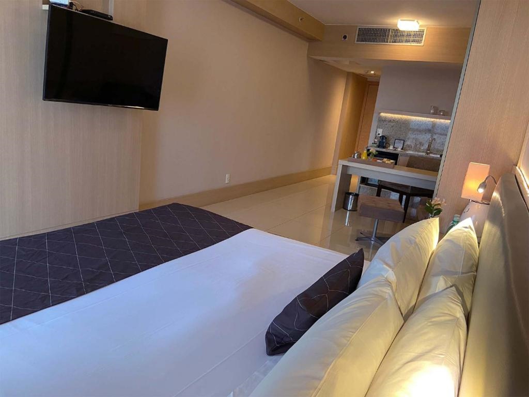 Suite Deluxe with Balcony