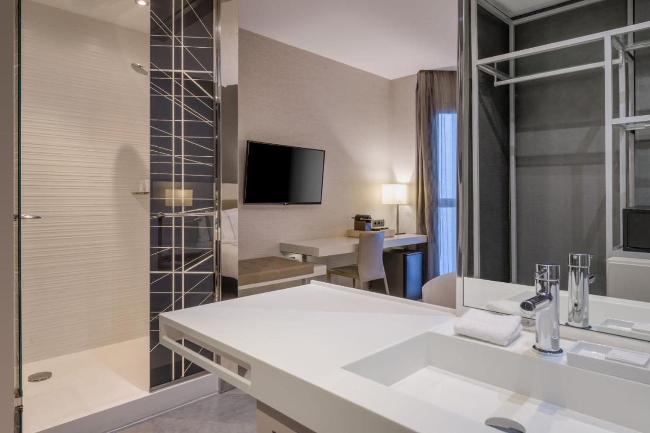 Double or Twin City View