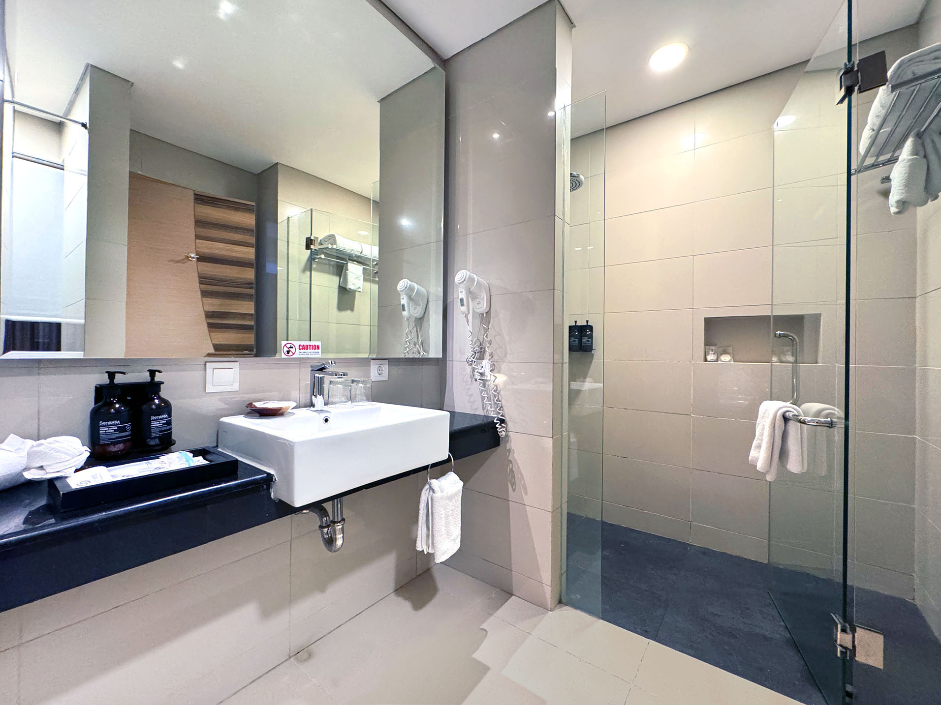 Junior Suite Standard